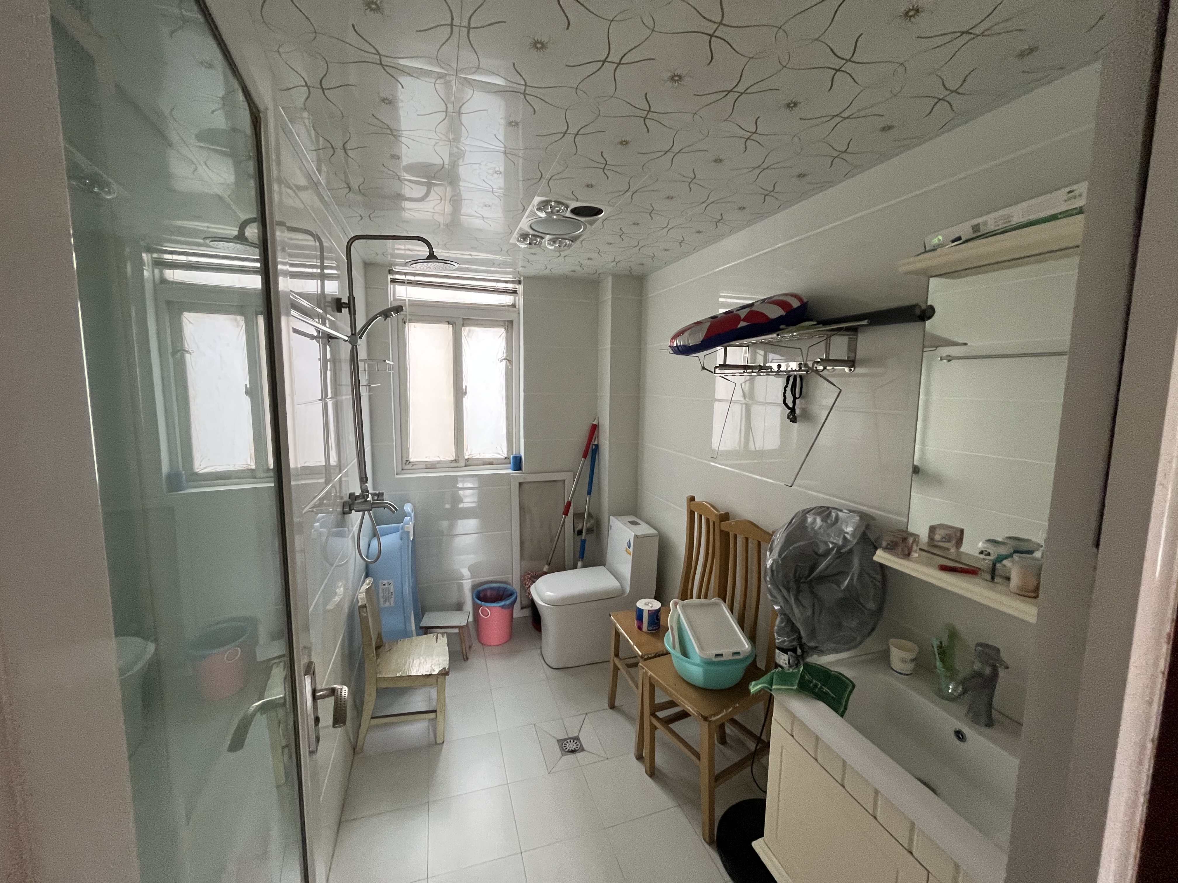 世纪雅园城西新妇幼旁中间楼层精装四房