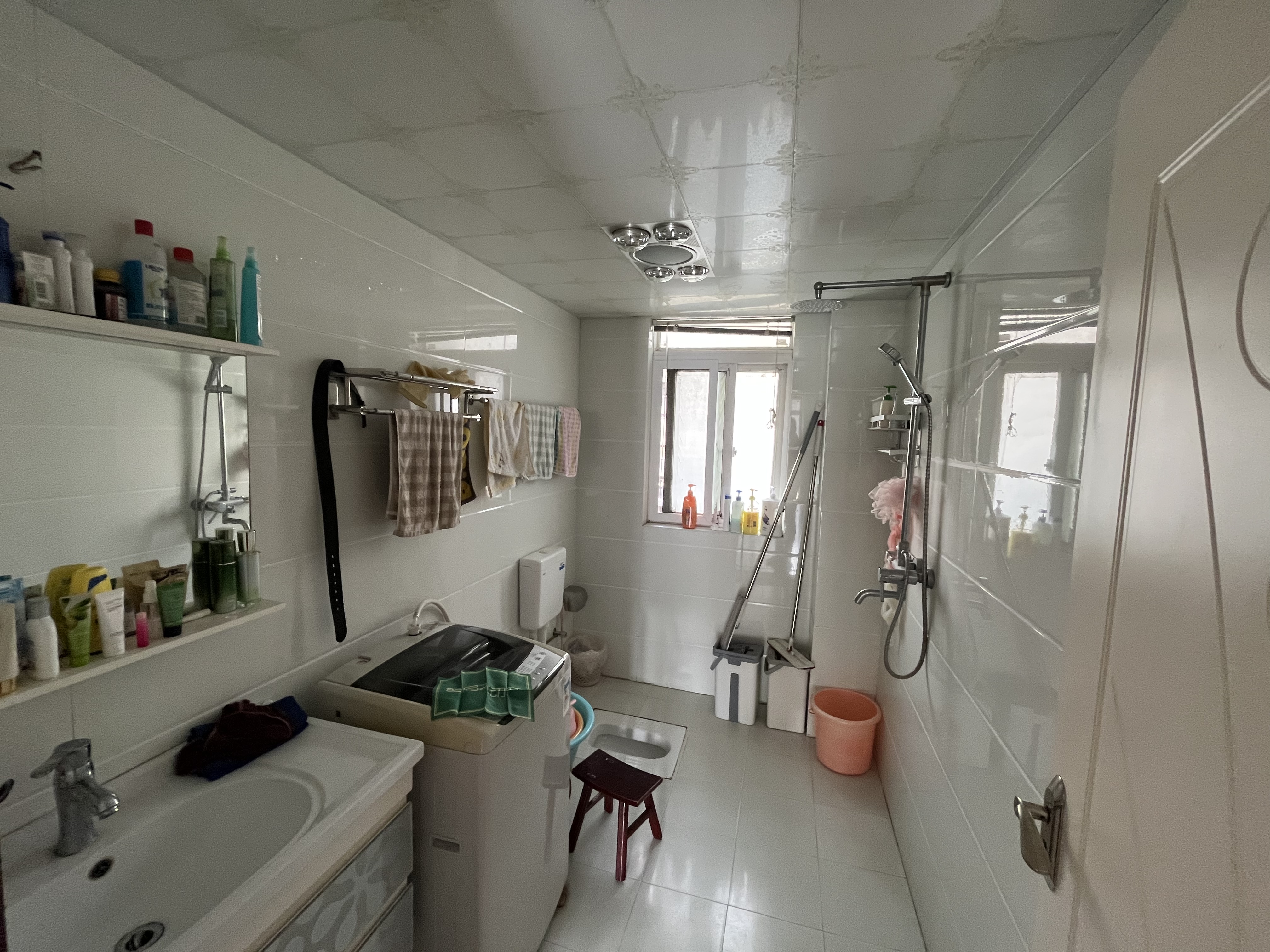 世纪雅园城西新妇幼旁中间楼层精装四房