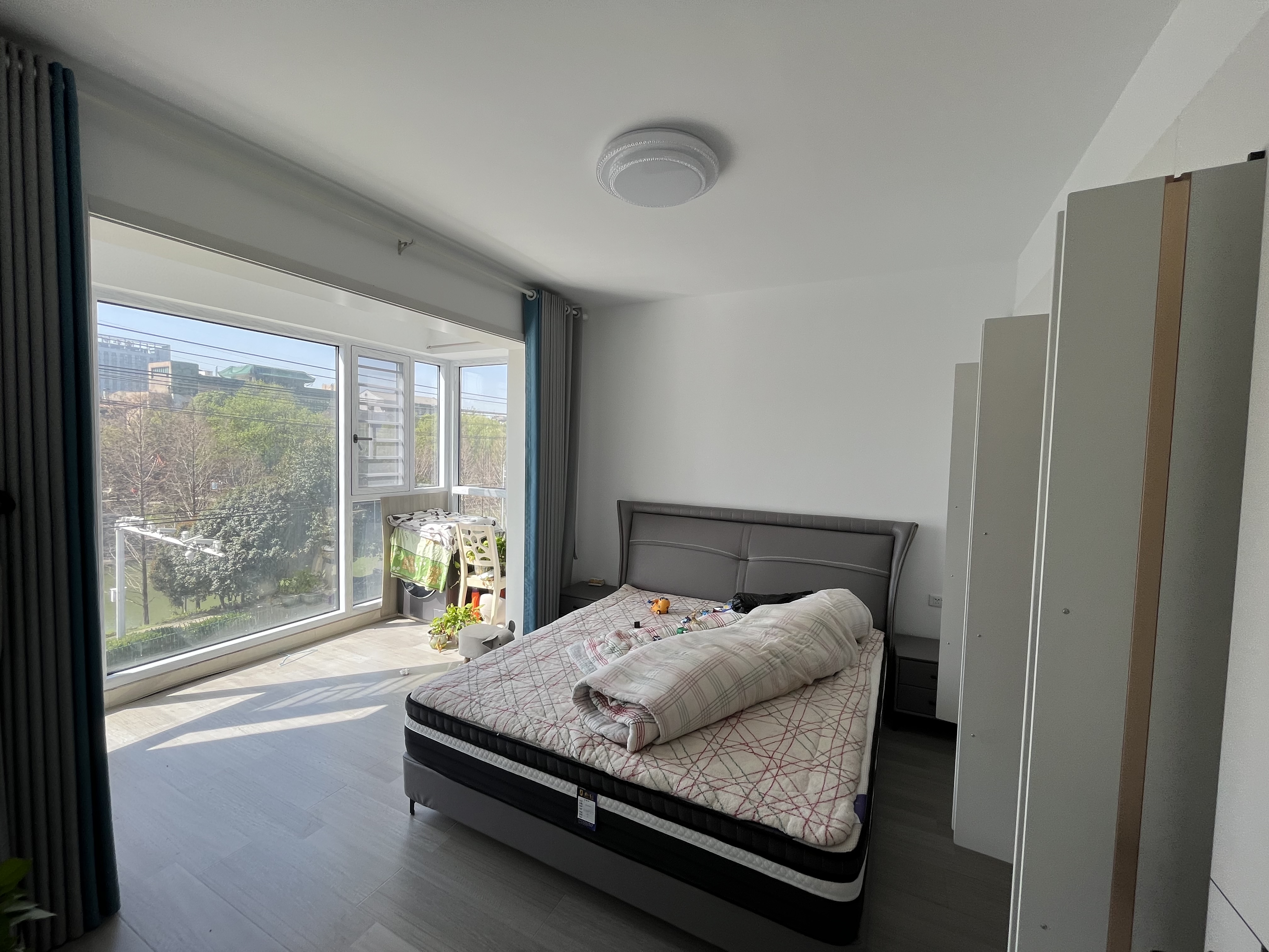 丽水名城电梯小户型东区车站旁边新装修家具家电齐全直接领包入住