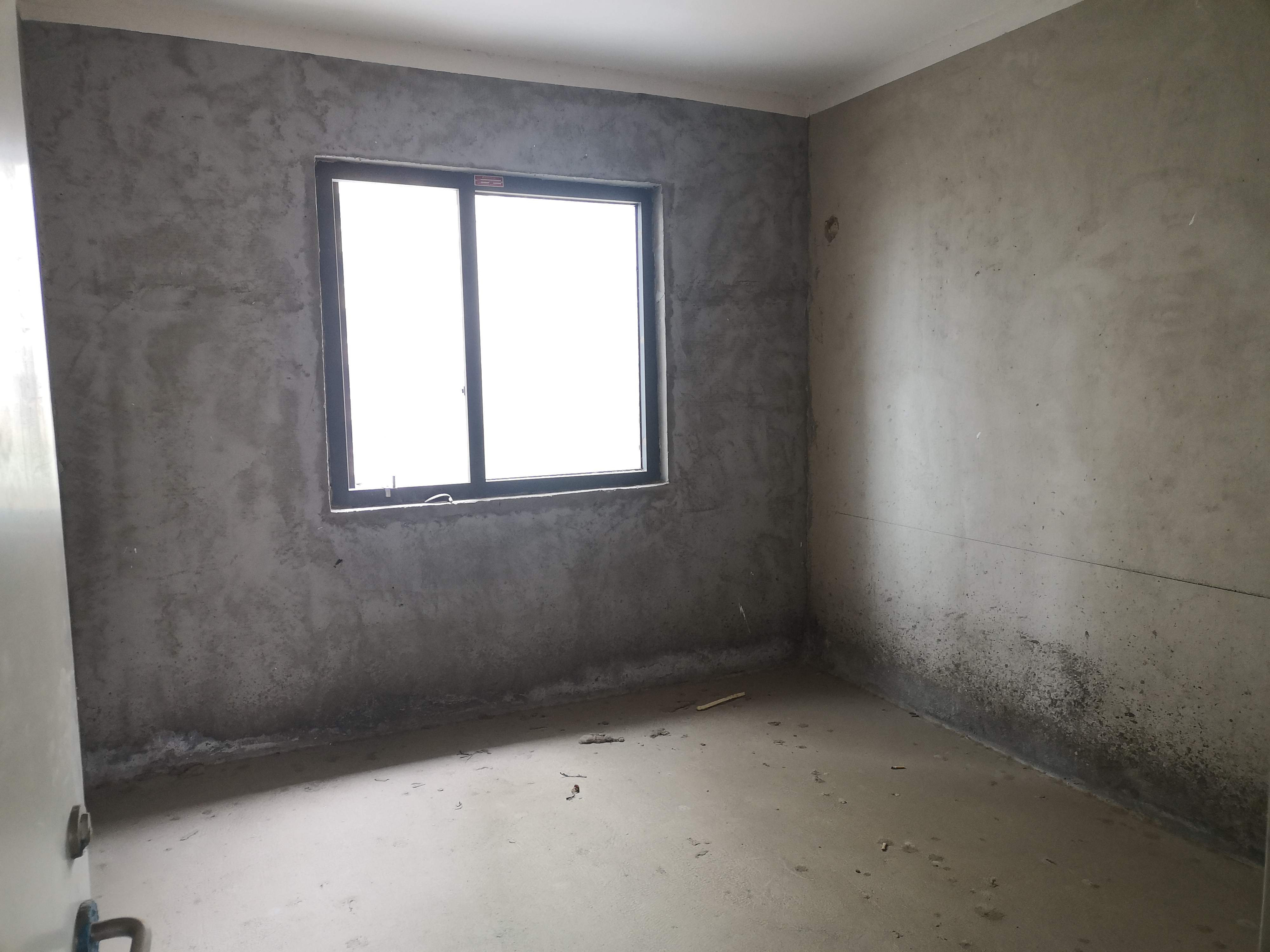 森林国际边户大三房就在新贰种对面满二