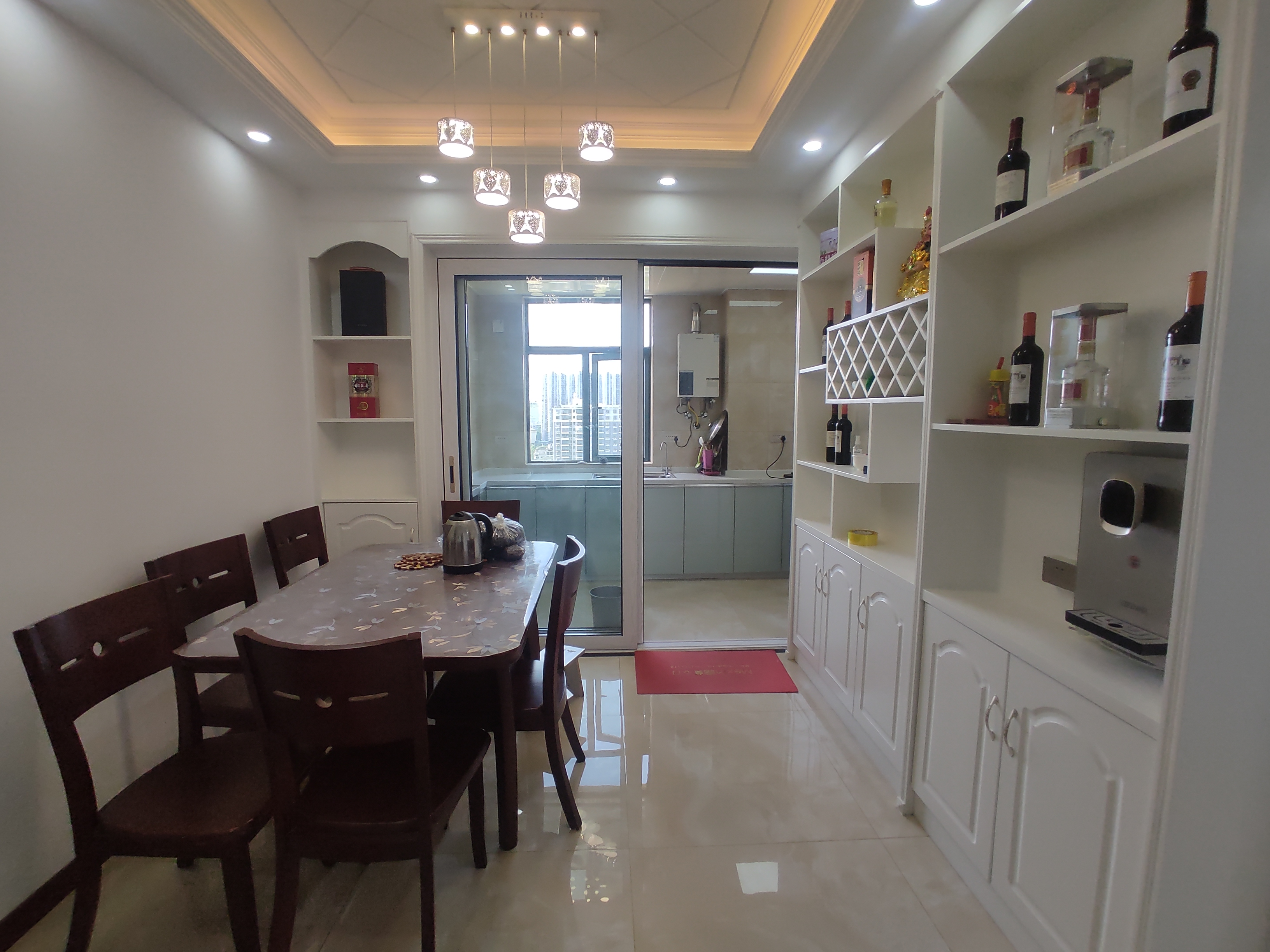 新城一号.精装三房.南北通透.证件在手.看房方便