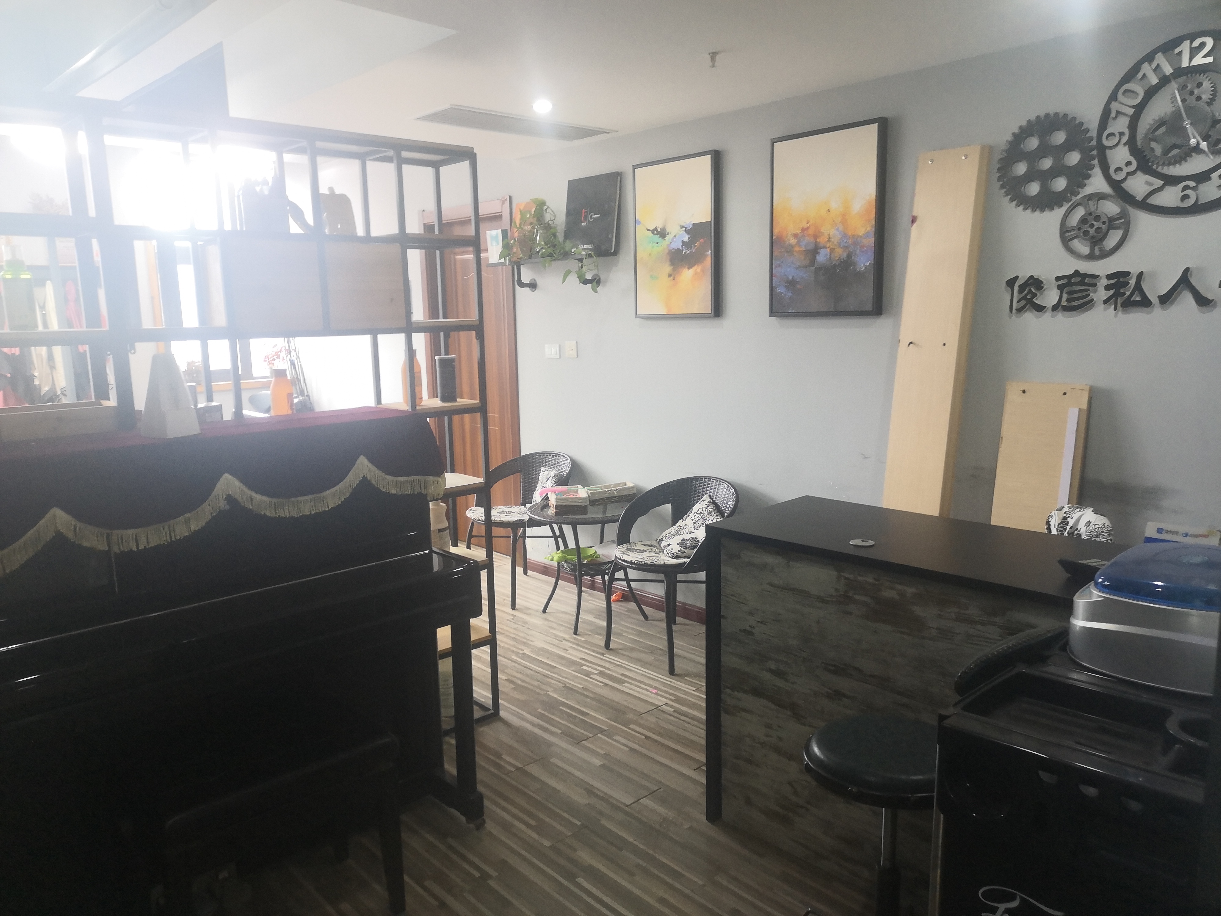 沔街大酒店65平商用小工作室出手带精装修