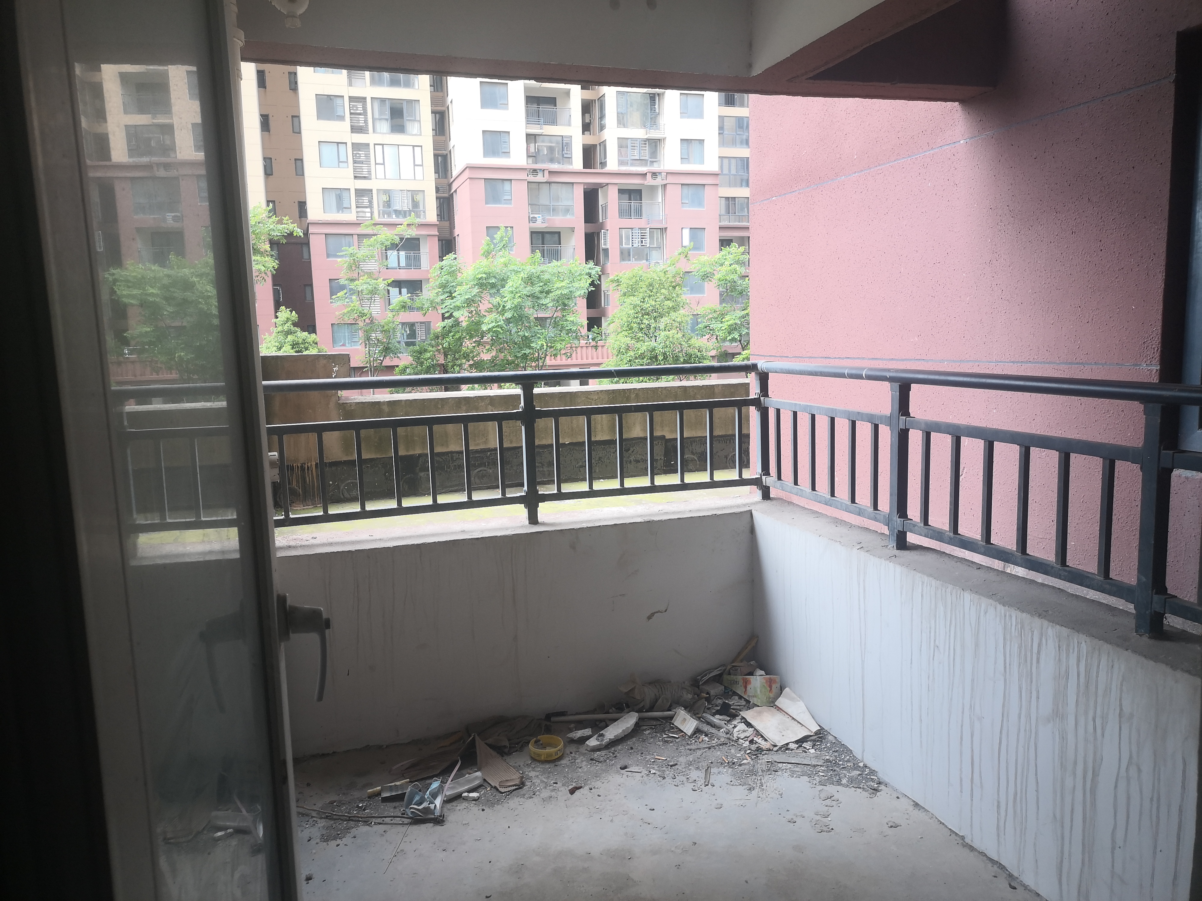 满庭春边户大三房南北通透南北双阳台