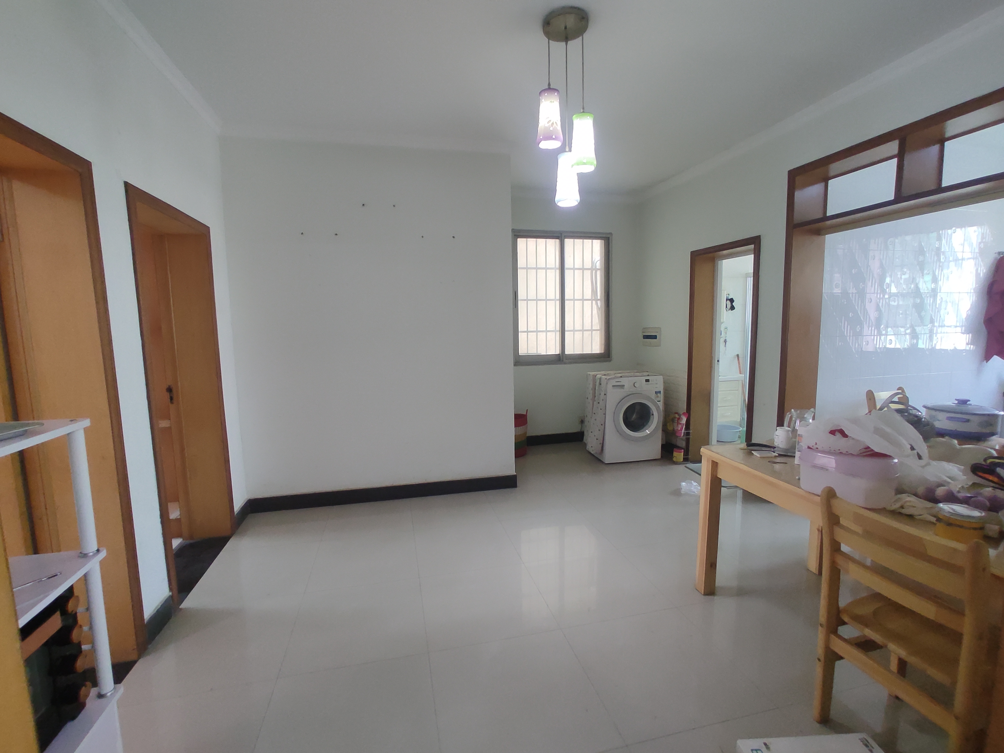 德政园布洛尼.精装大三房.房子保养蛮好成色新.证件满二.看房方便