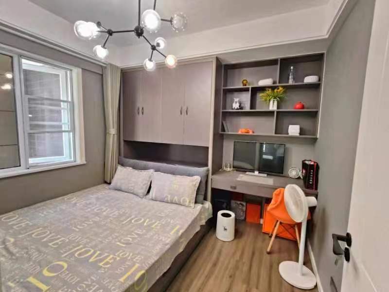 森林国际.精装大两房.房子成色新.看房方便