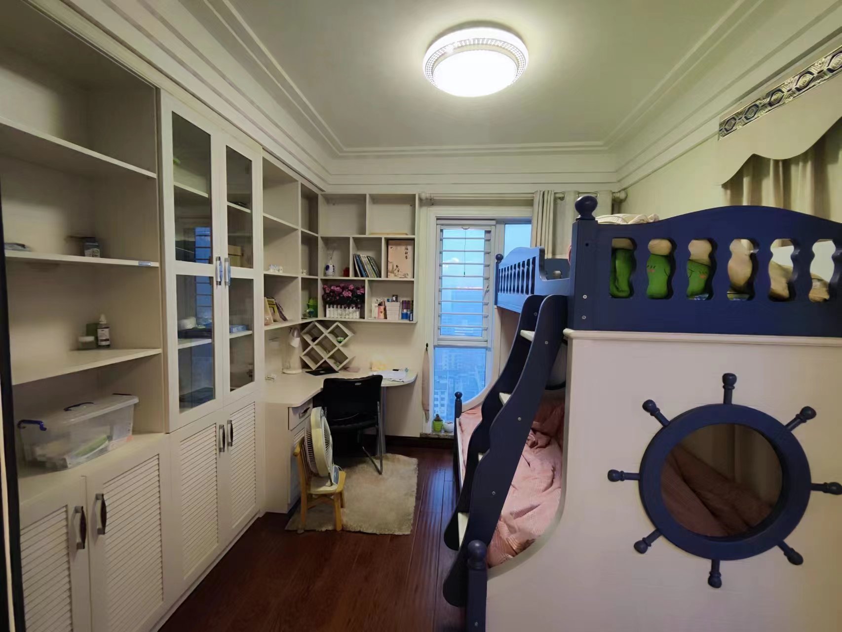 福星城精装三房.中间楼层.业主诚心卖