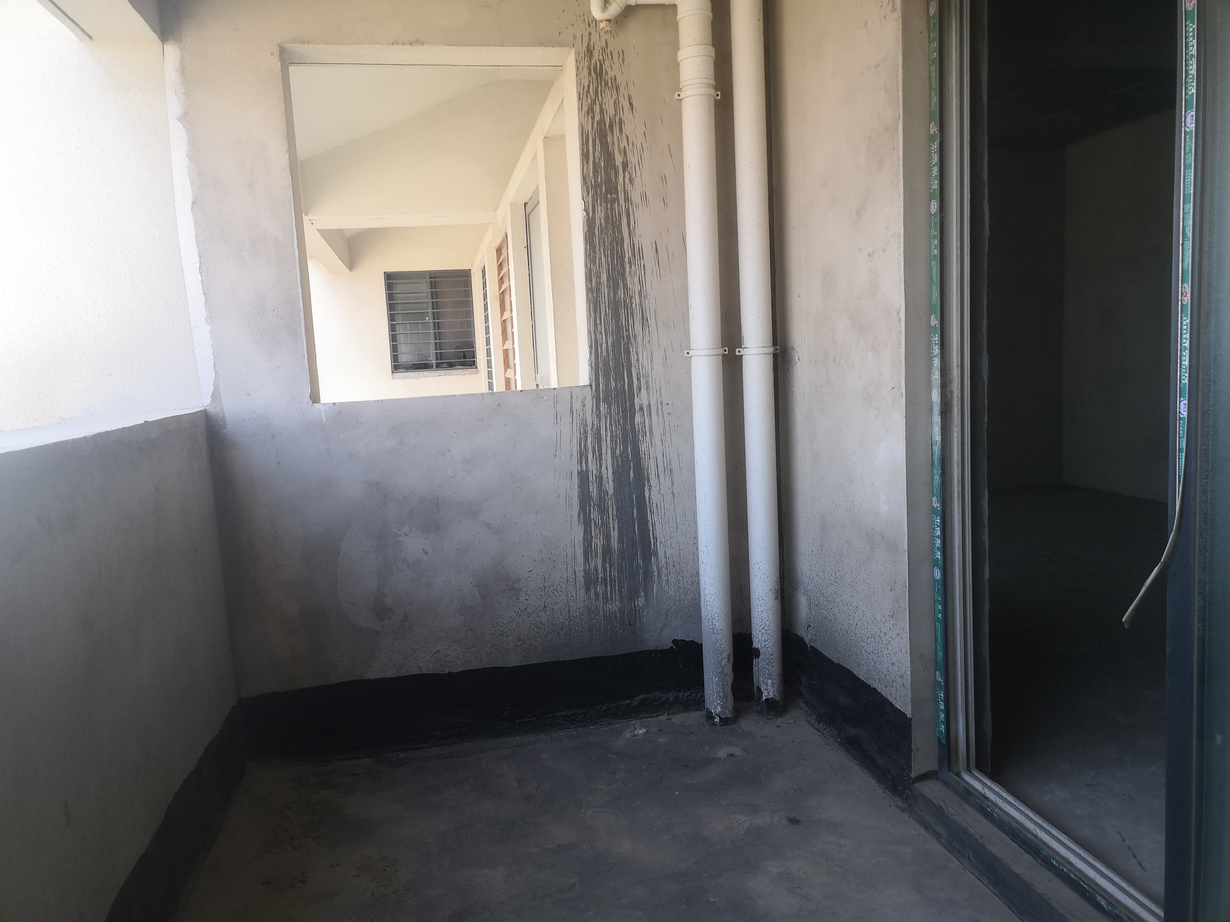 水云间毛坯高层小三房采光好视野好