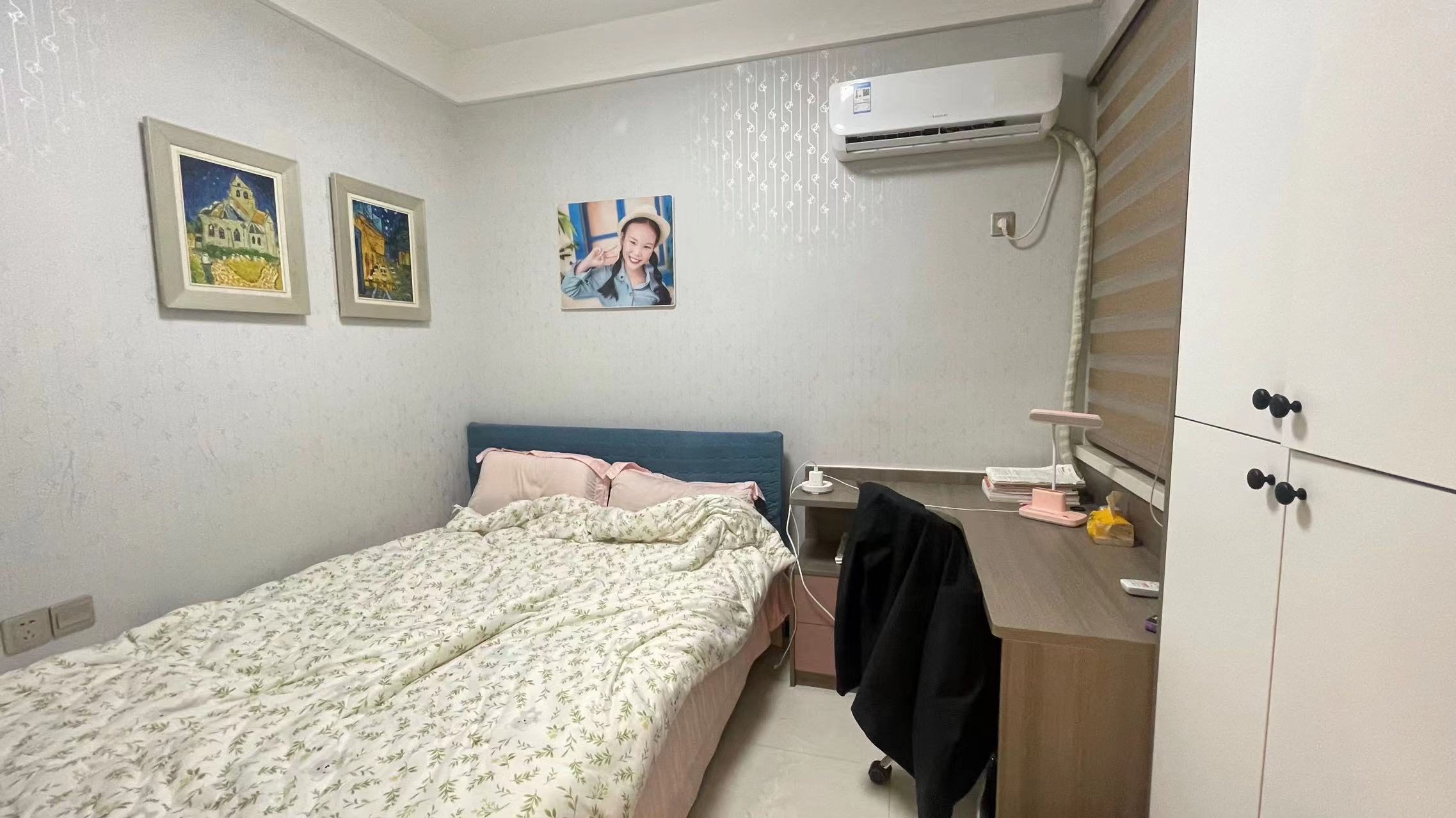 御台公馆，精装小三房..证件满二看房方便