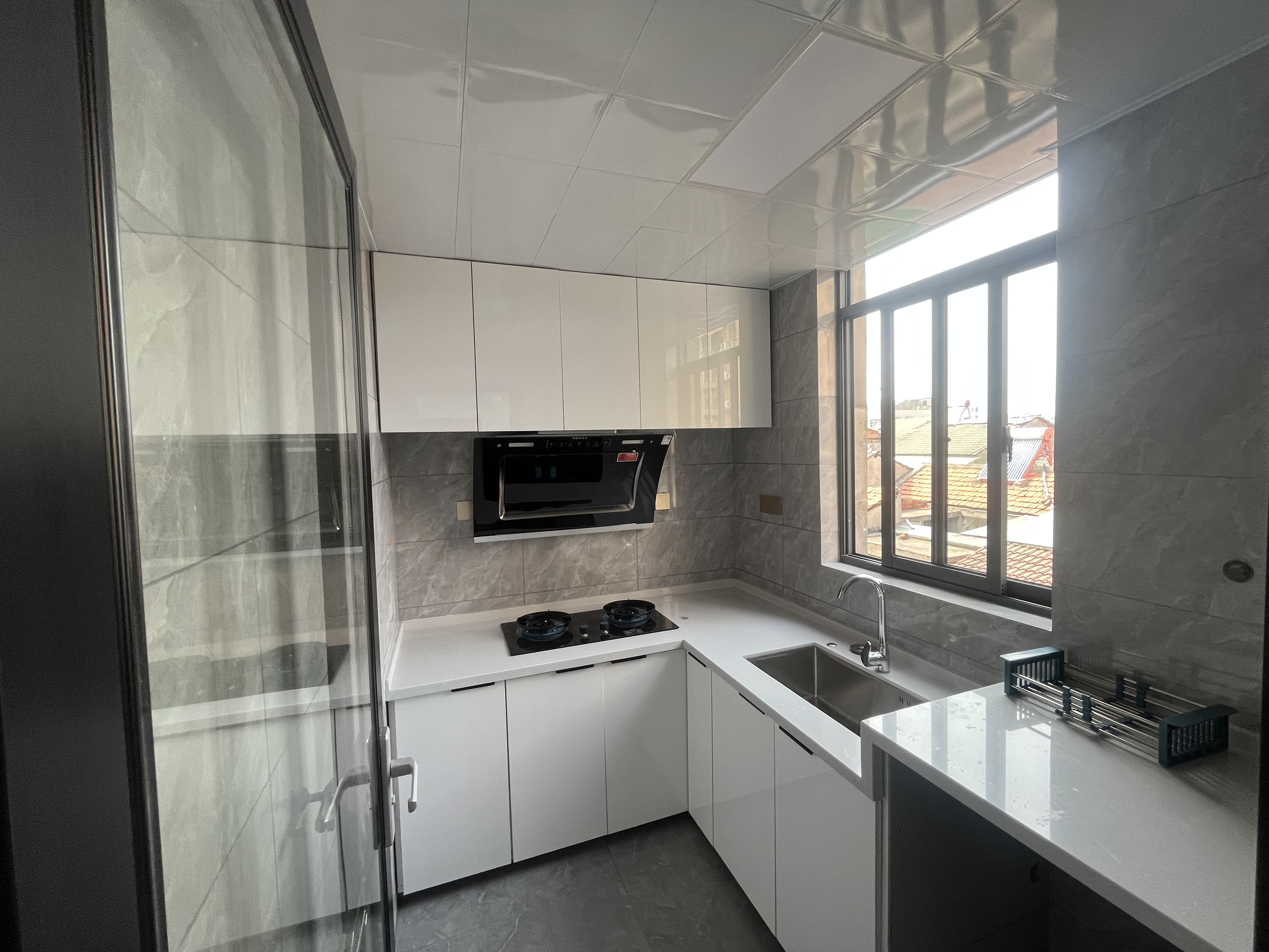 一中南区宿舍四中后面全新装修看房方便