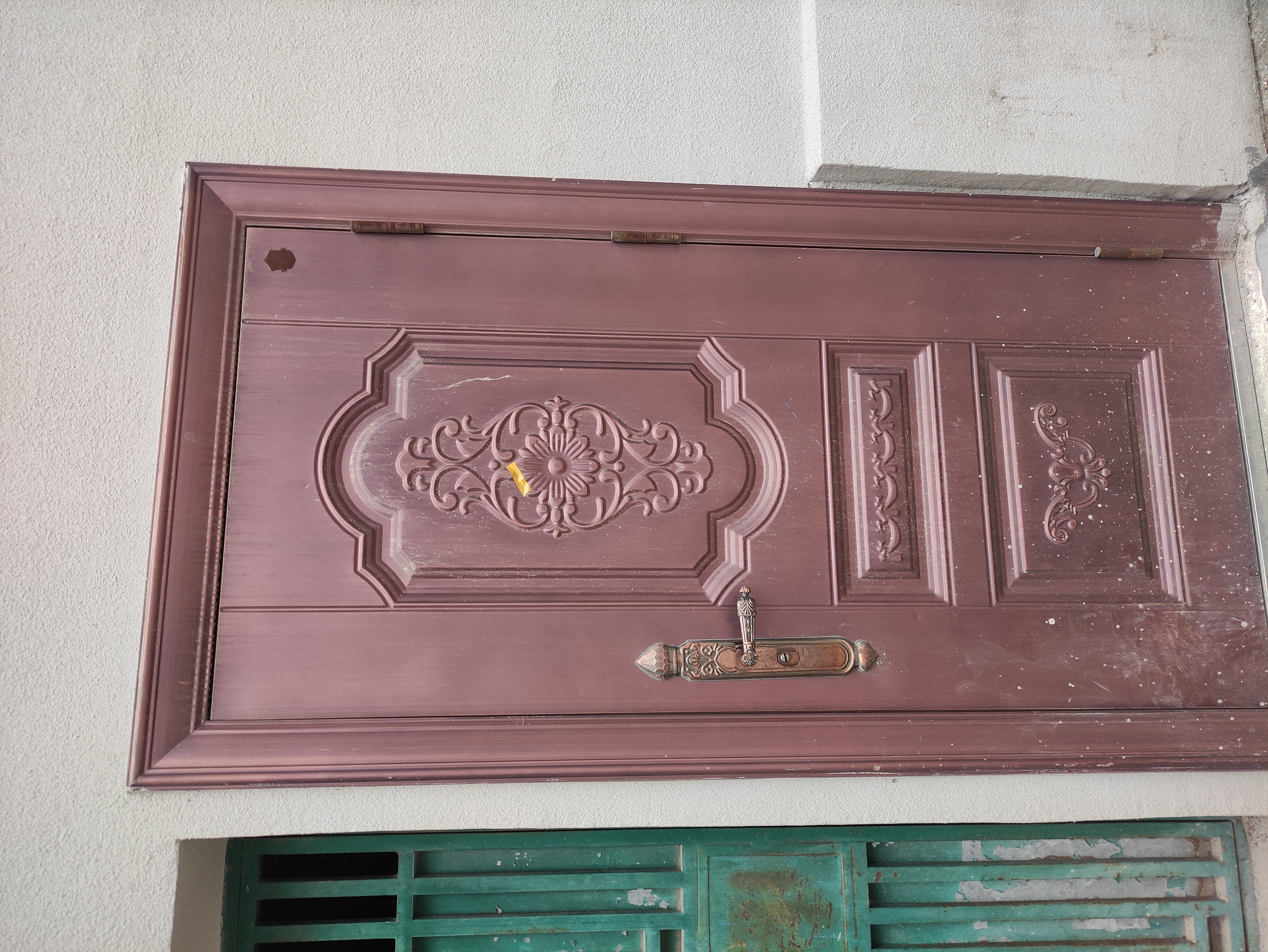 大洪小区精装复式三房.南北通透.小区有出场好停车.房子成色新.证件满二.看房约