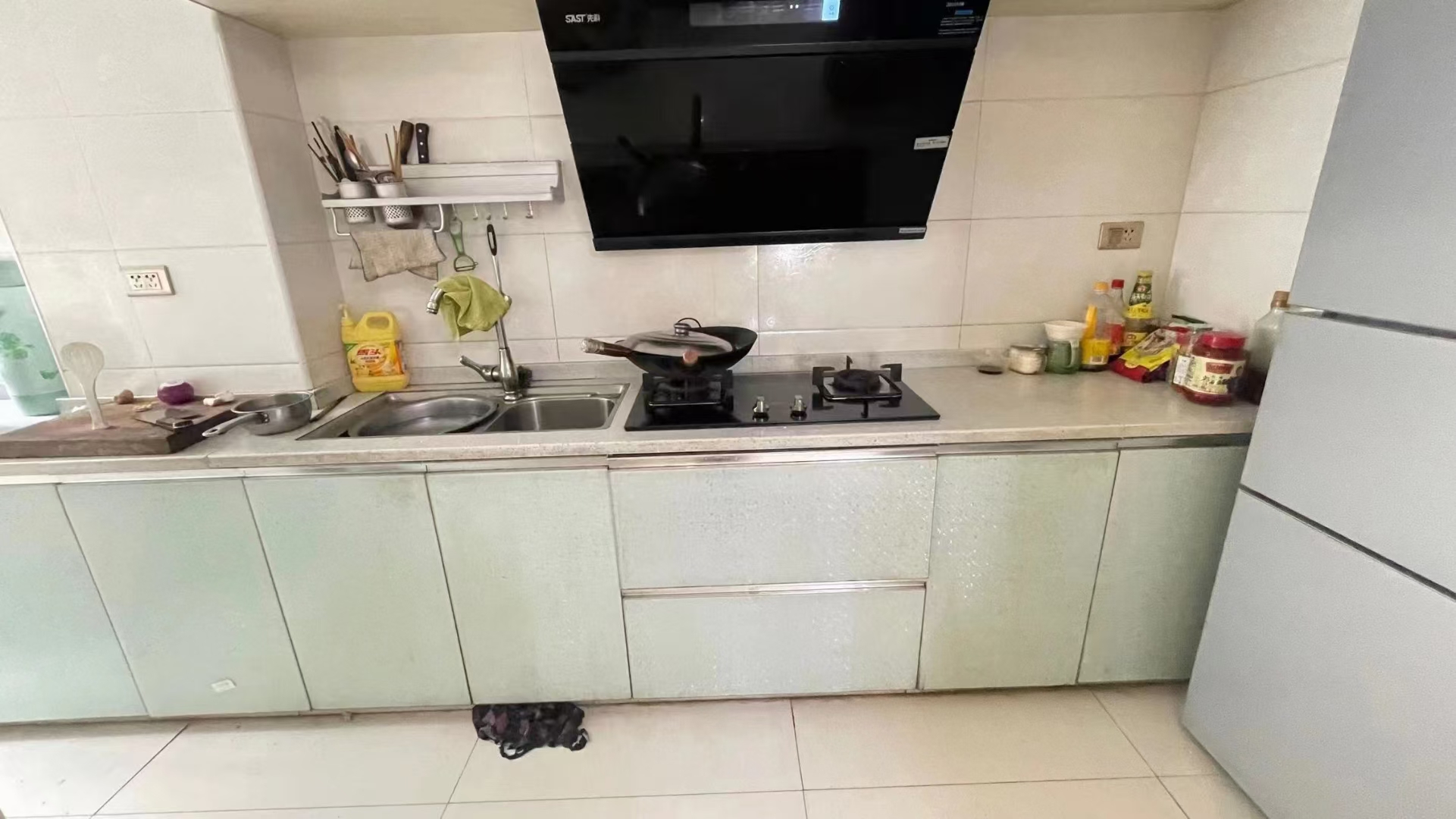 福星城.精装三房.证件满二.看房方便