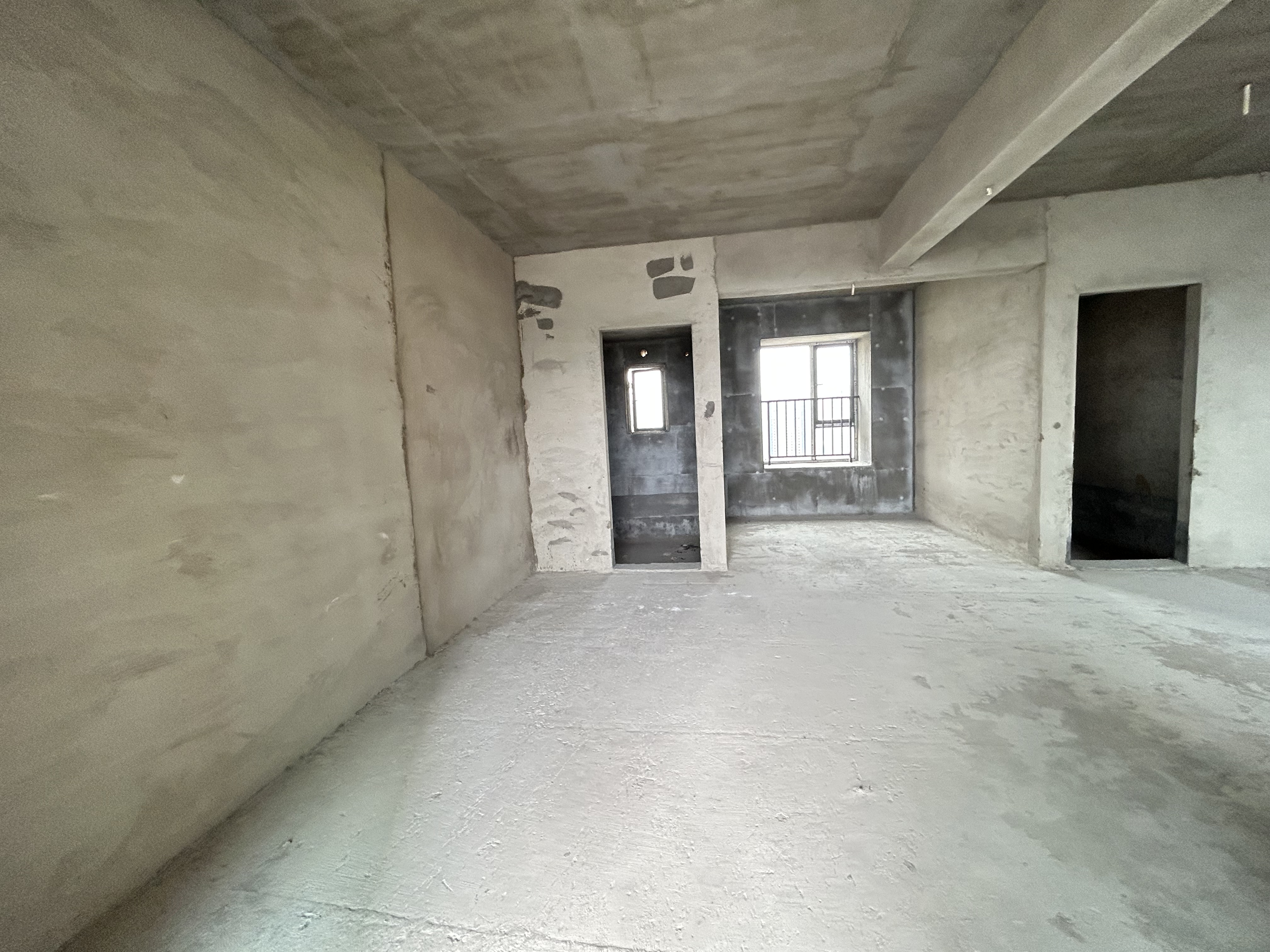 环球毛坯满二中高楼层看房方便