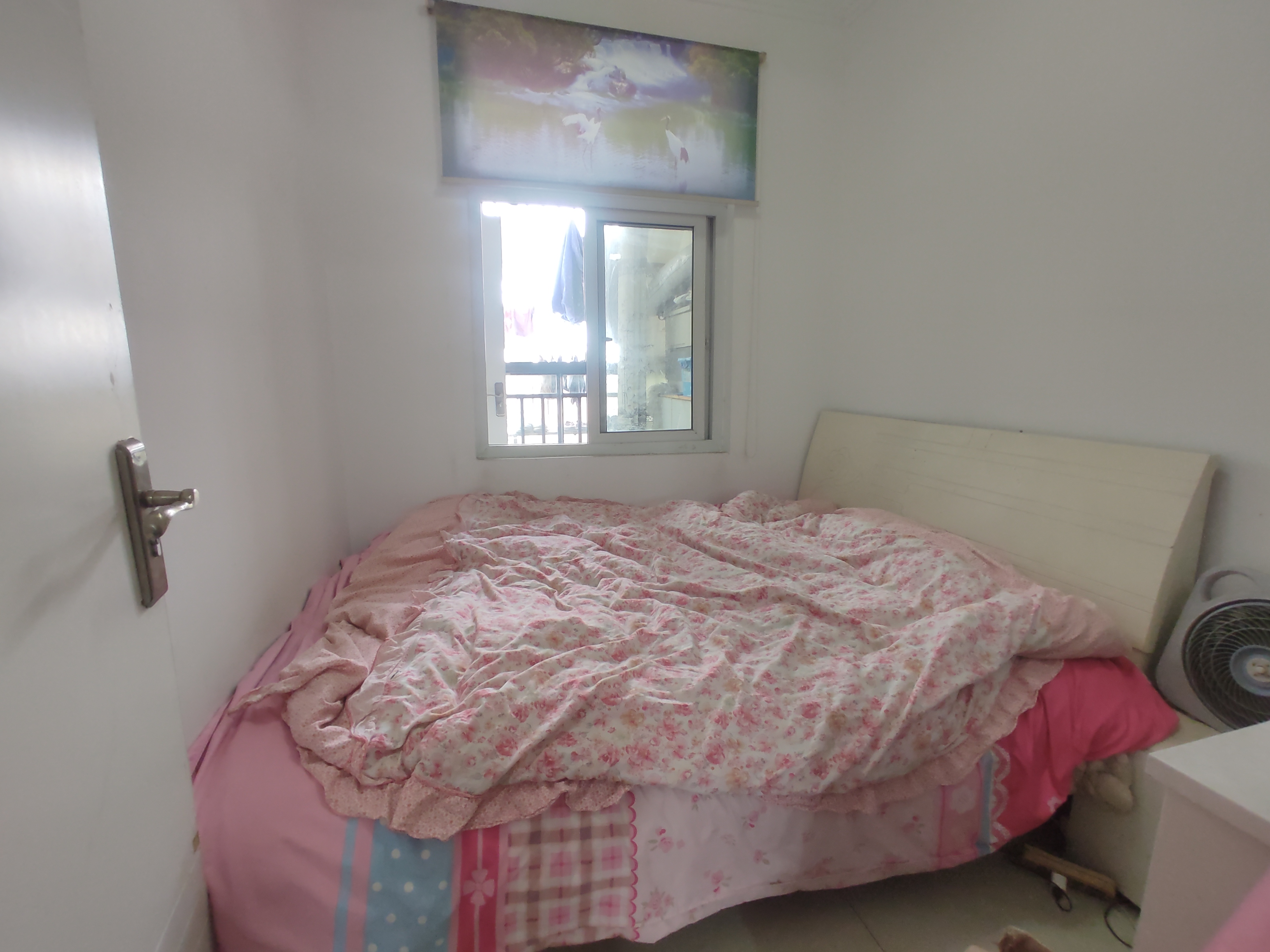 沔阳洲花园.新生街晓雪旁.精装两房边户.证件满二.看房方便