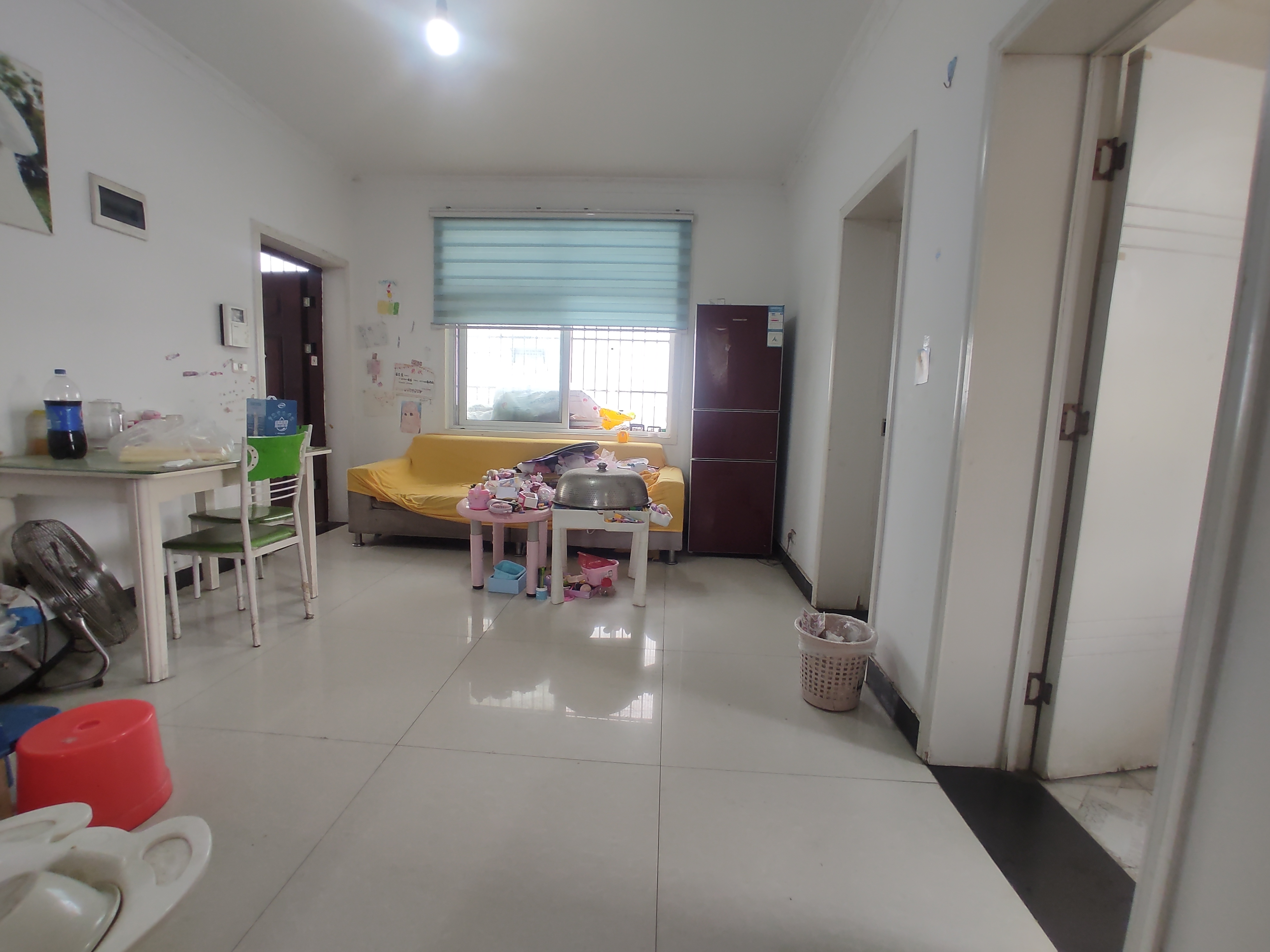 沔阳洲花园.新生街晓雪旁.精装两房边户.证件满二.看房方便