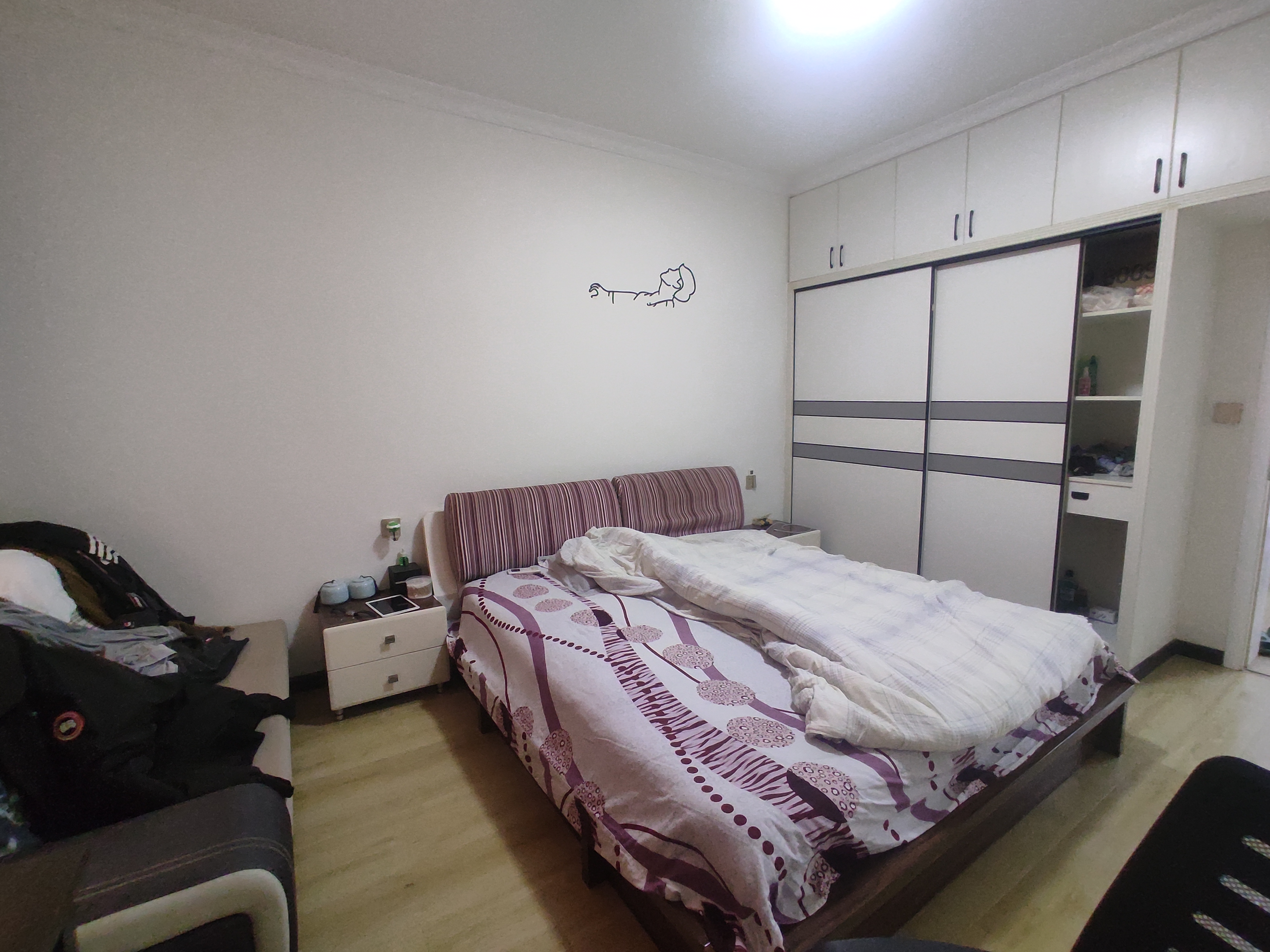 沙嘴供销社.沙嘴菜场旁.房子成色新.证件满二.看房方便