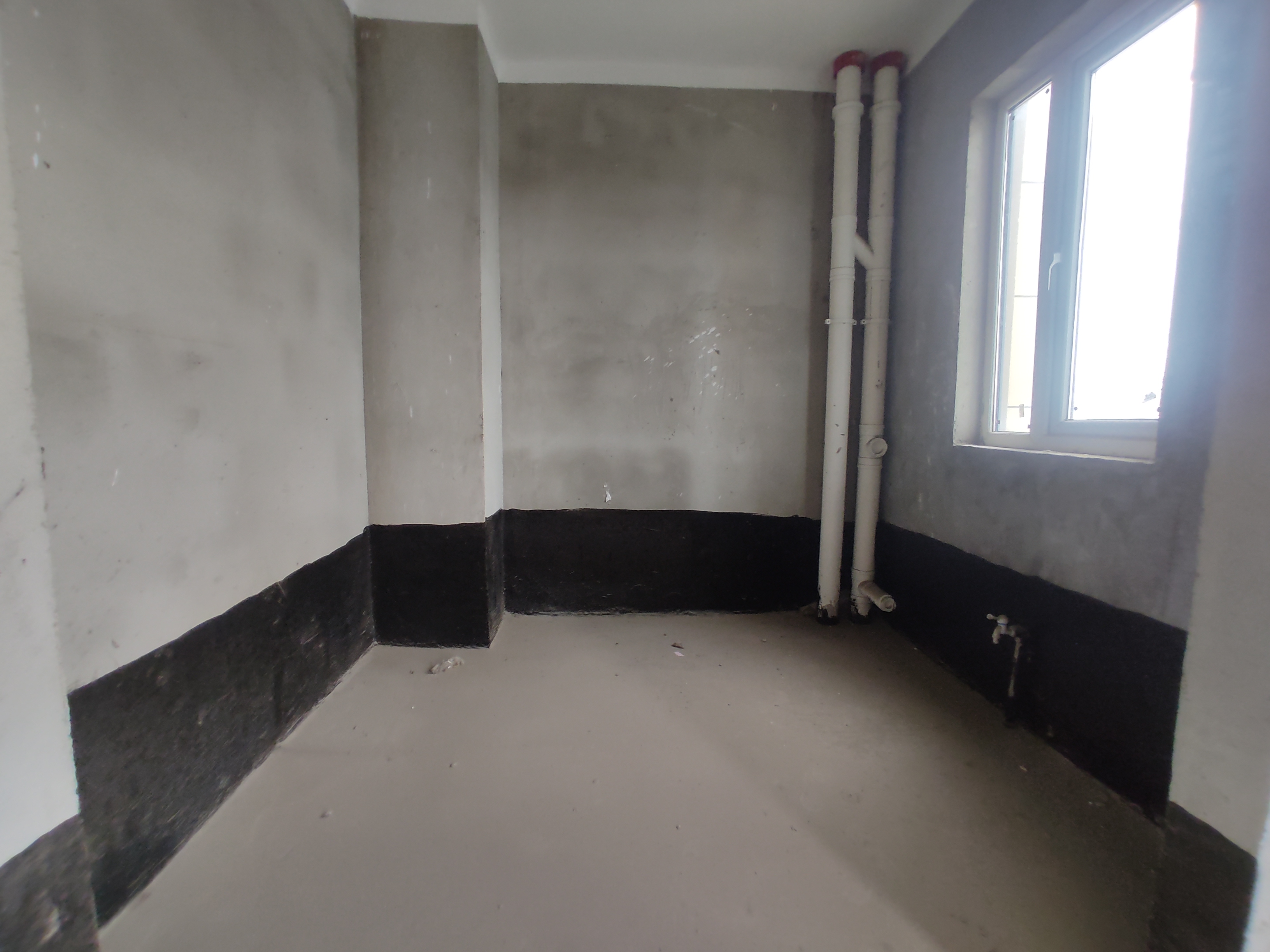 森林国际.毛坯大三房三开间朝南.证件满二.南北通透看房有钥匙