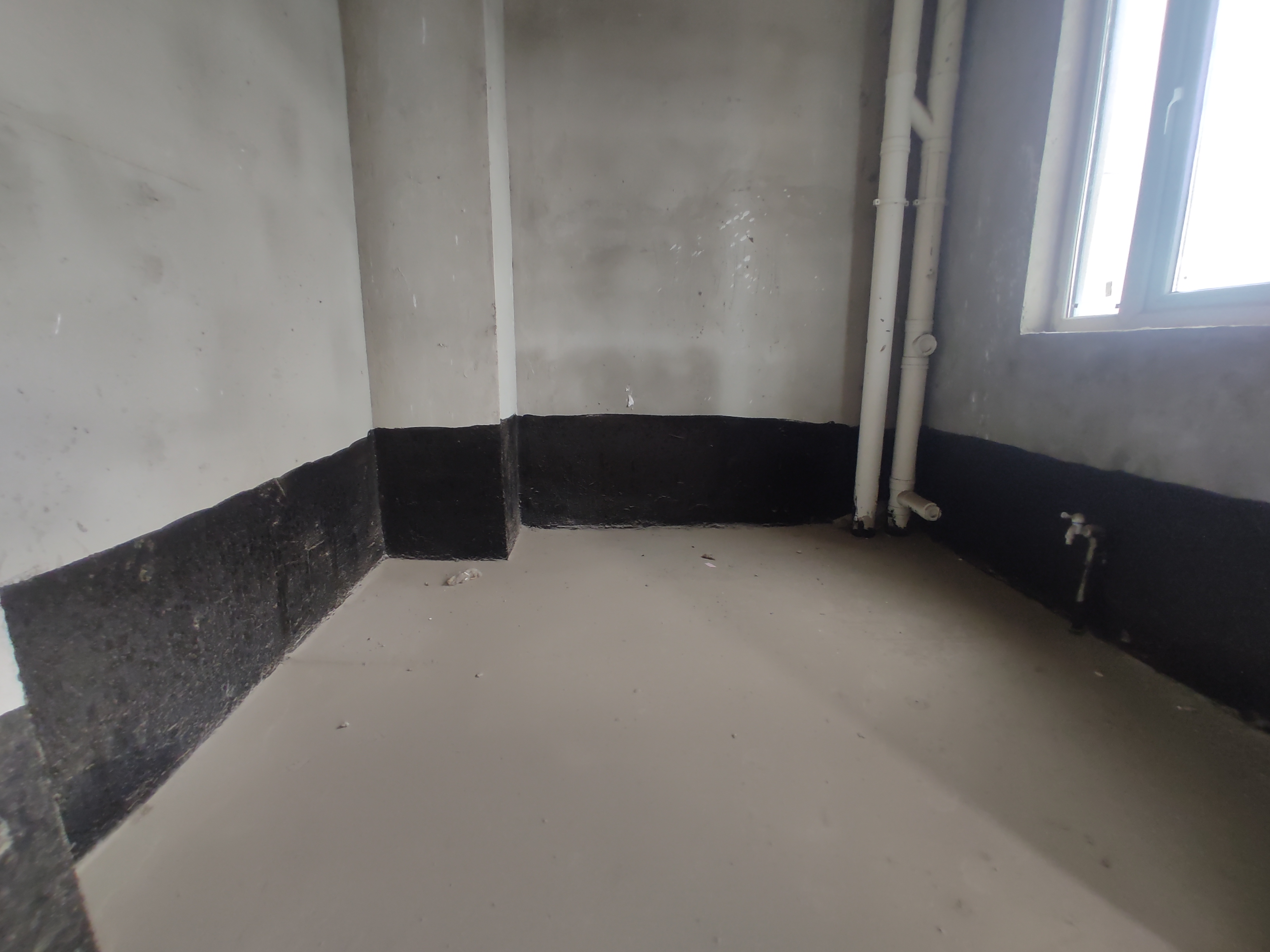 森林国际.毛坯大三房三开间朝南.证件满二.南北通透看房有钥匙