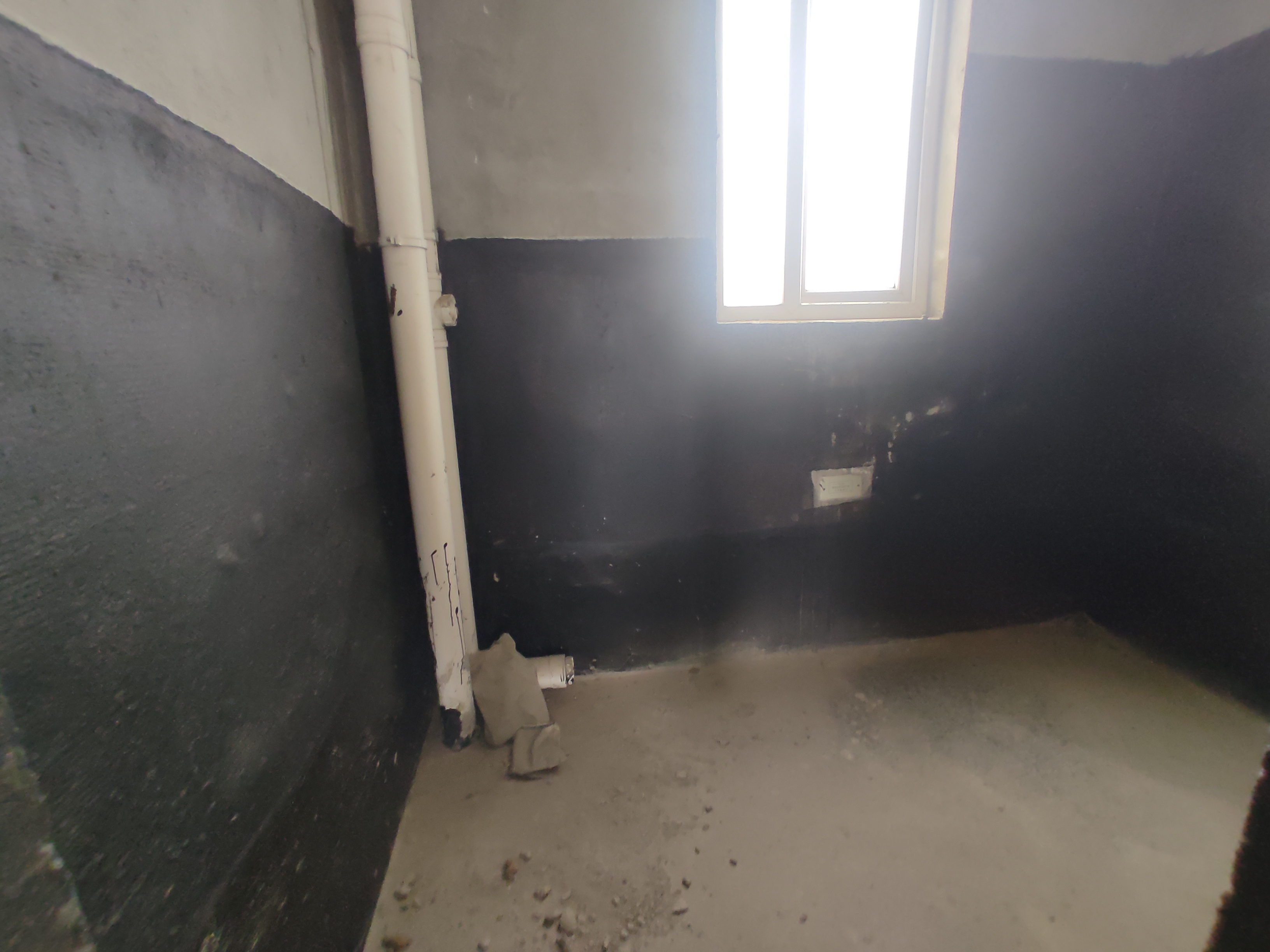 森林国际.毛坯大三房三开间朝南.证件满二.南北通透看房有钥匙