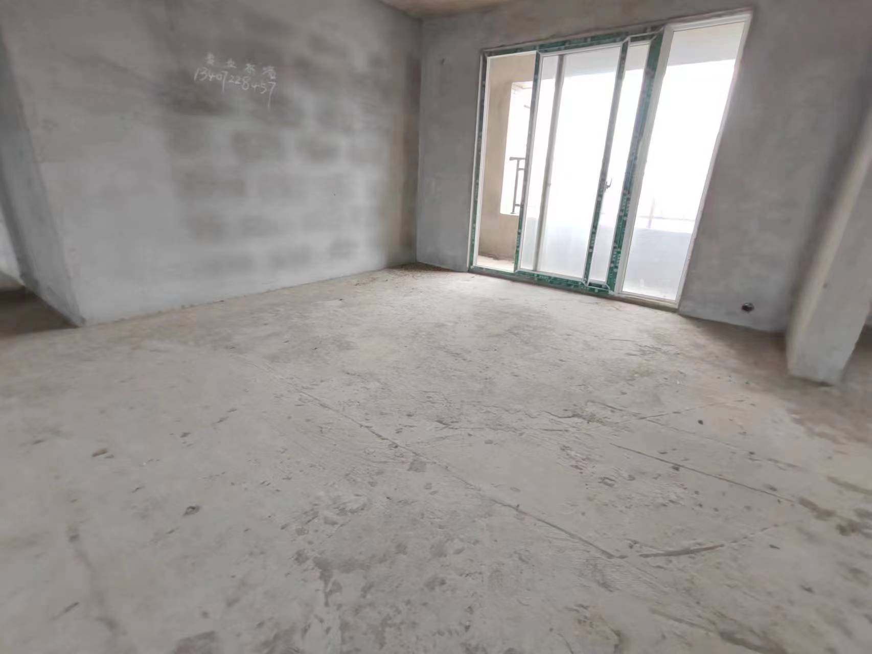 和合国际.毛坯大三房.學曲房.证件满二.看房方便