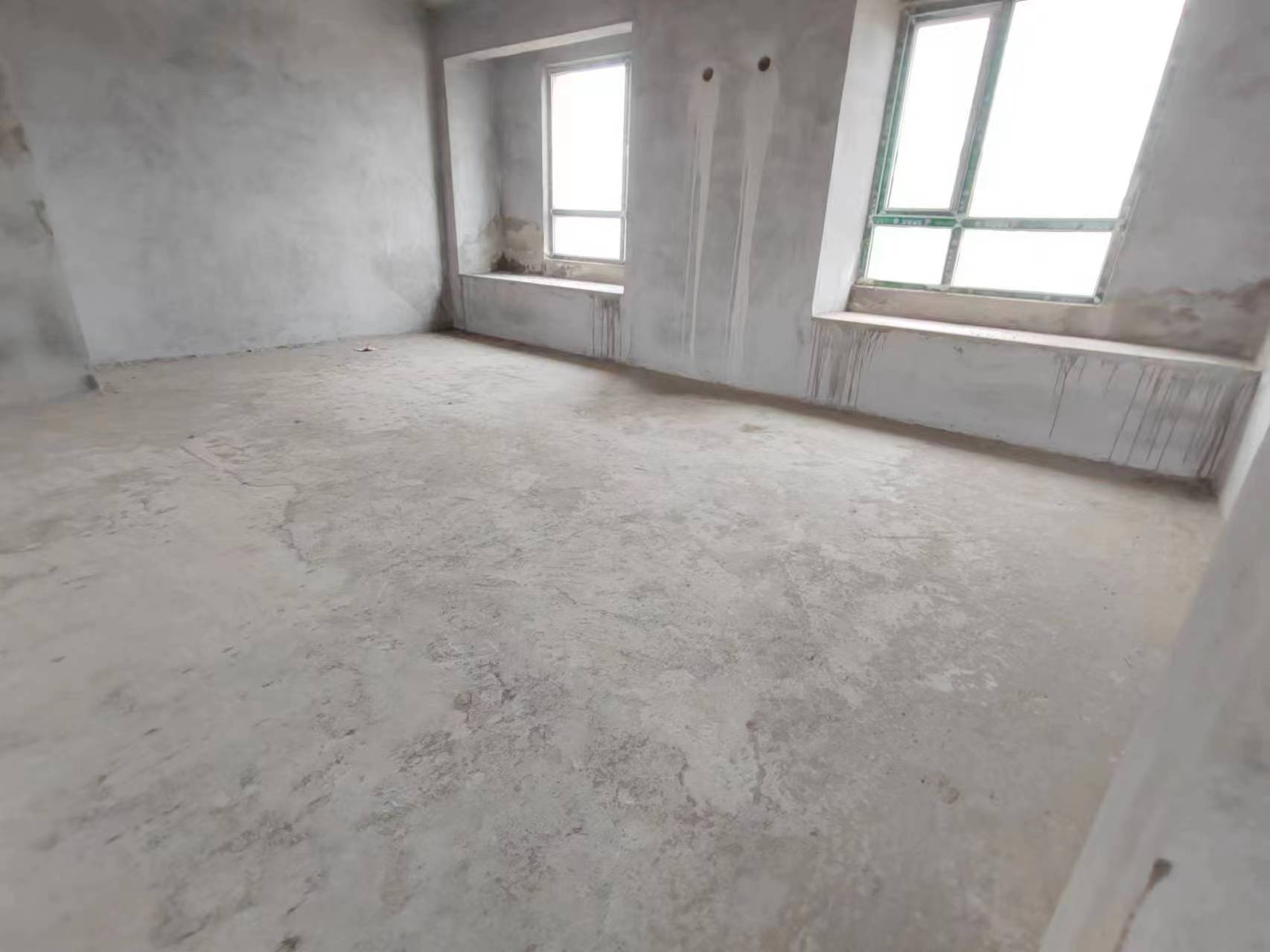 和合国际.毛坯大三房.學曲房.证件满二.看房方便