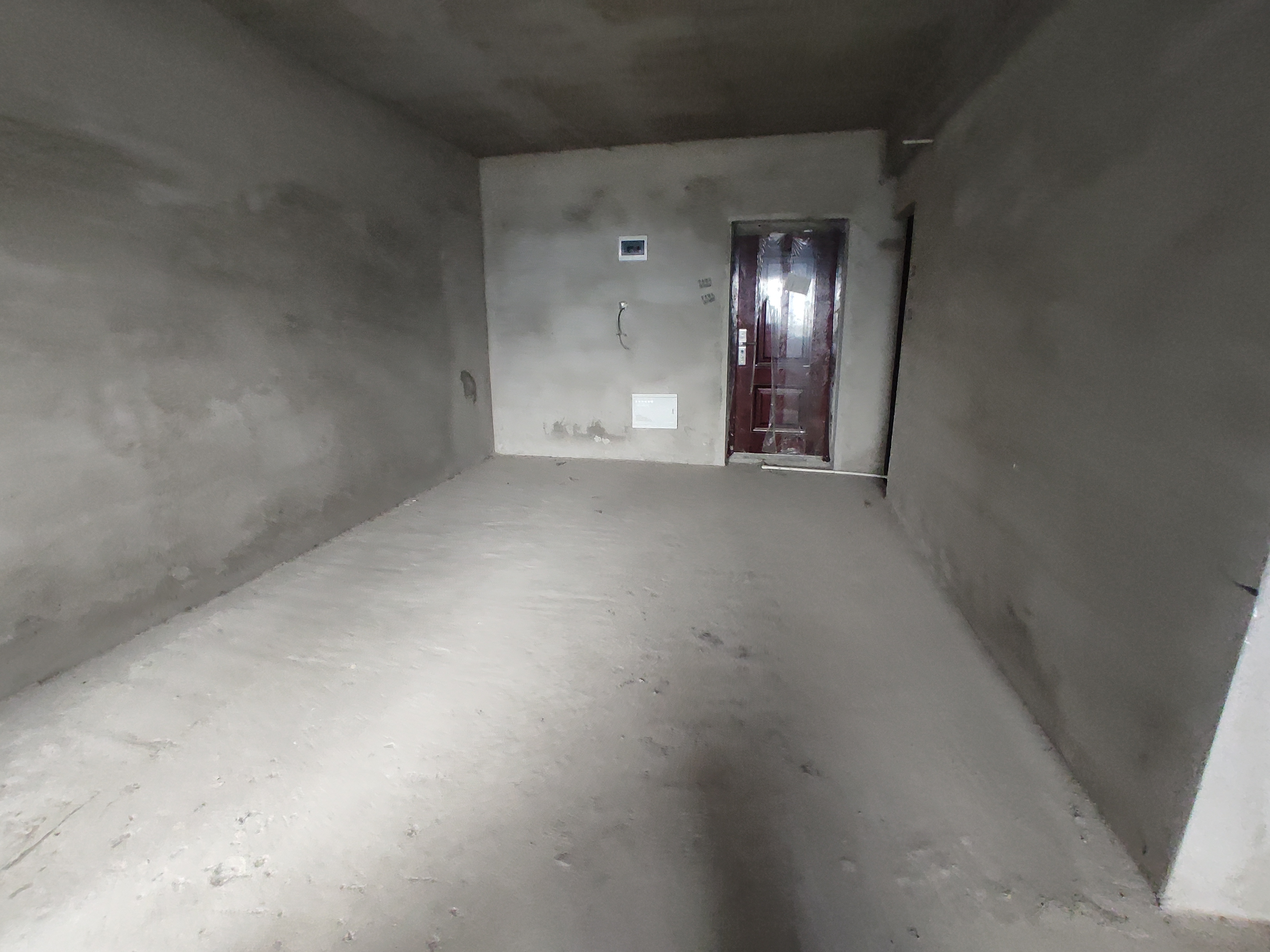 荣怀及地世家.毛坯大两房.看房方便