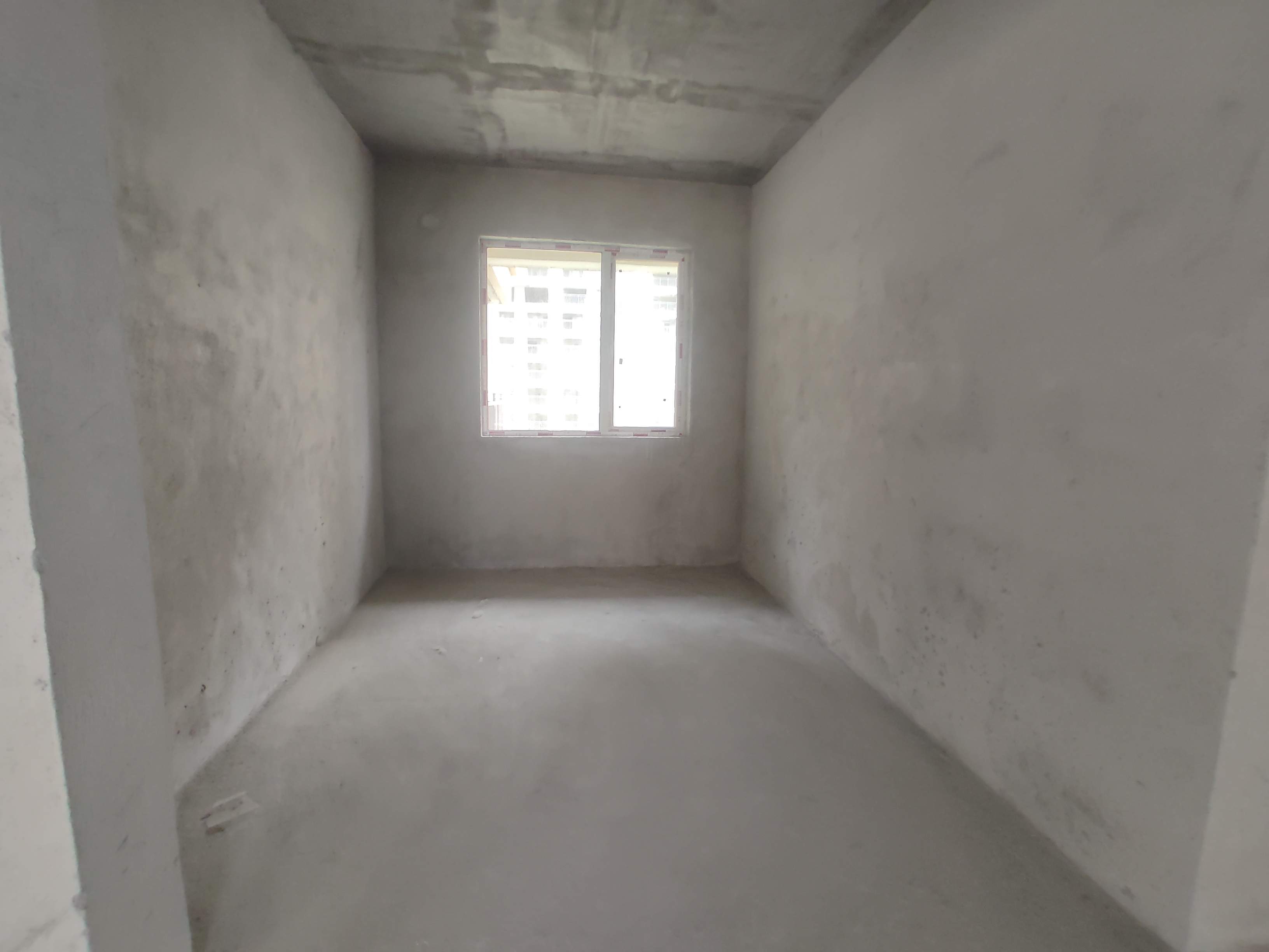 彭场上品金苑.毛坯大三房.南北通透.钥匙看房