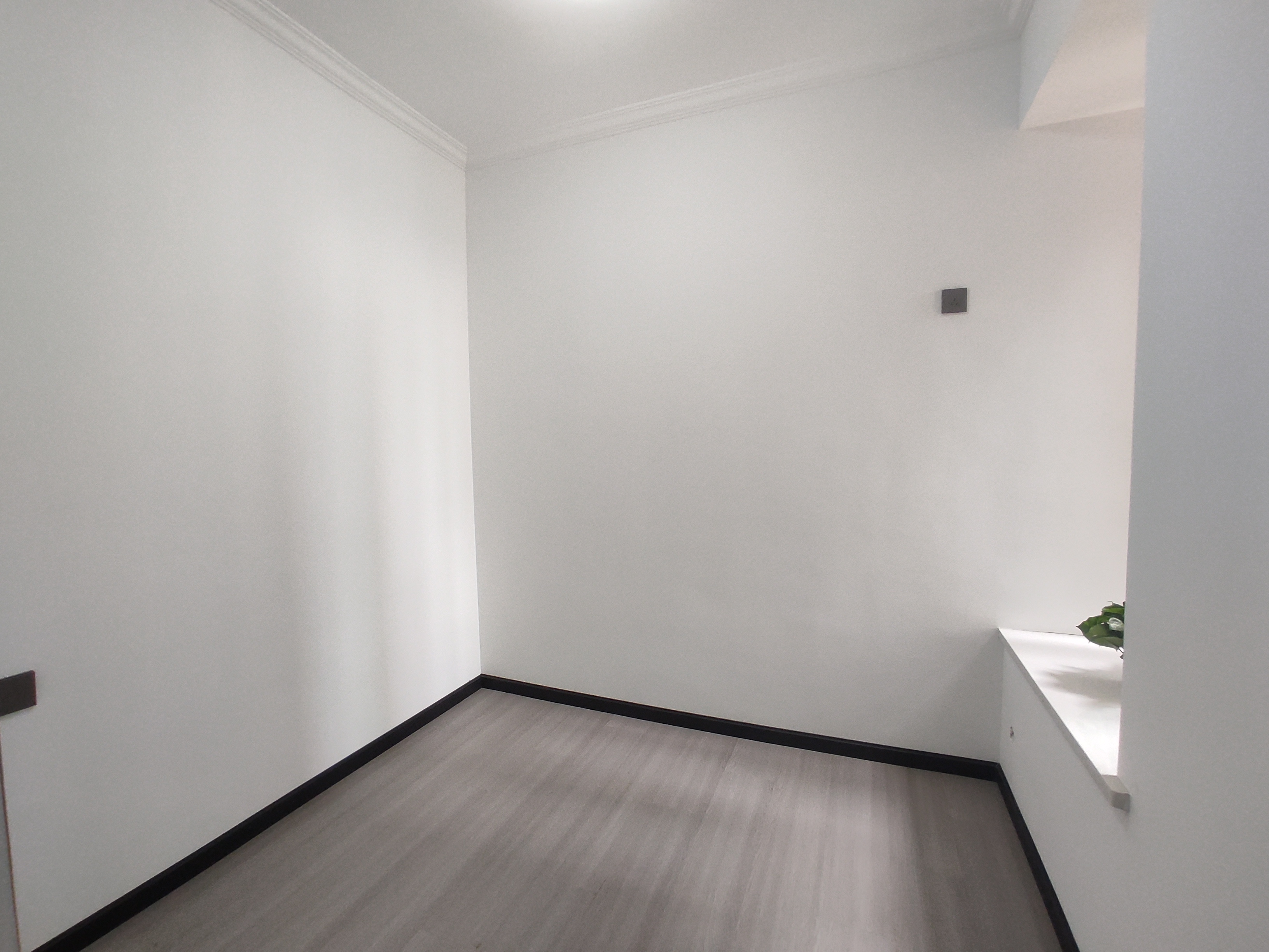 紫润尚城.全新装修三房.证件满二.看房有钥匙