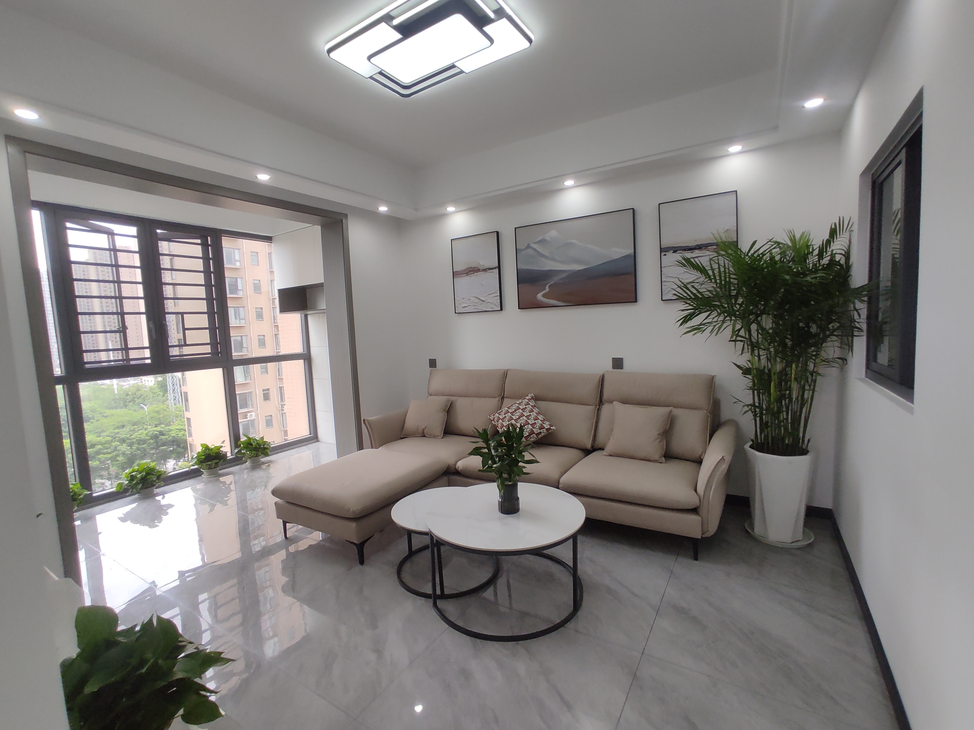 紫润尚城.全新装修三房.证件满二.看房有钥匙