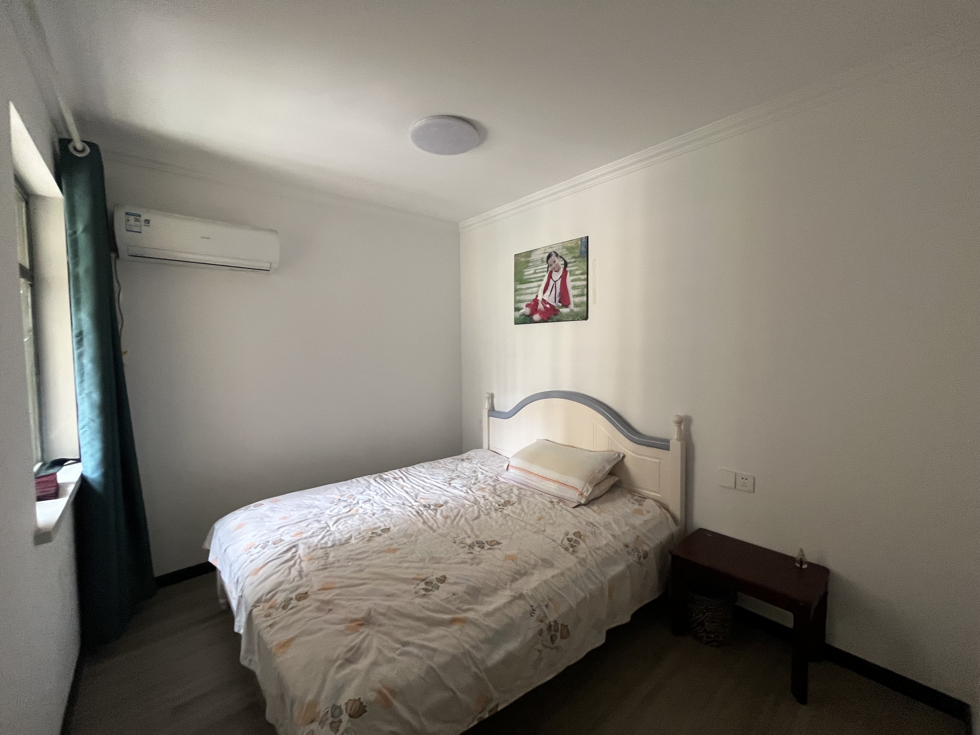 新街小三房中间楼层看房方便