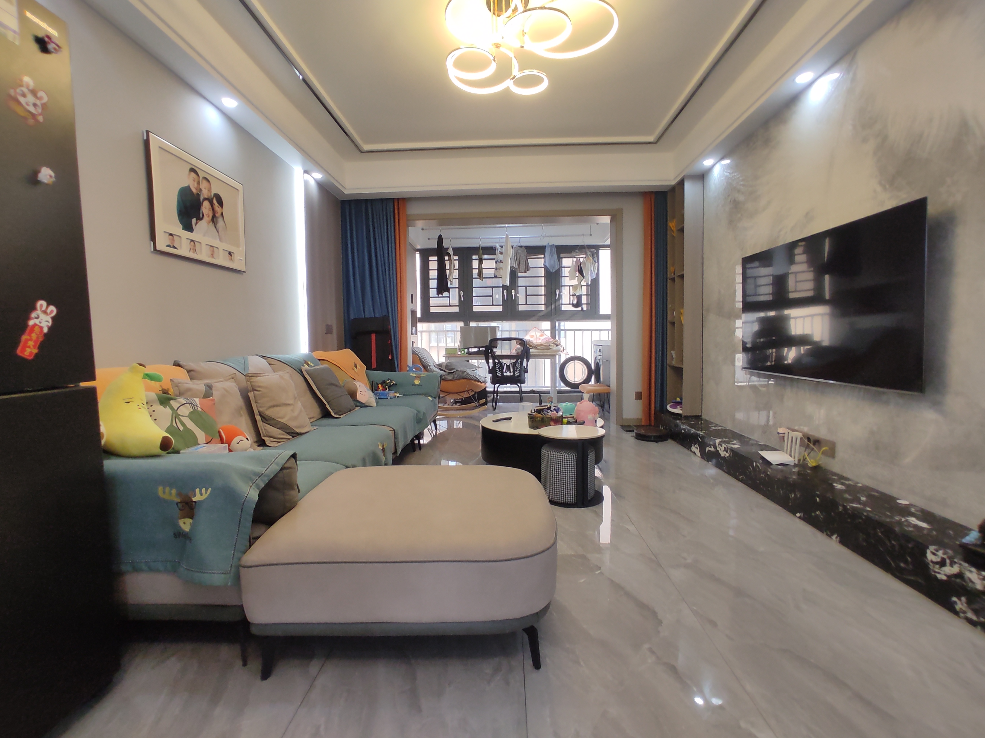 学府名都.全屋品牌装修大三房.南北通透.证件满二.看房方便