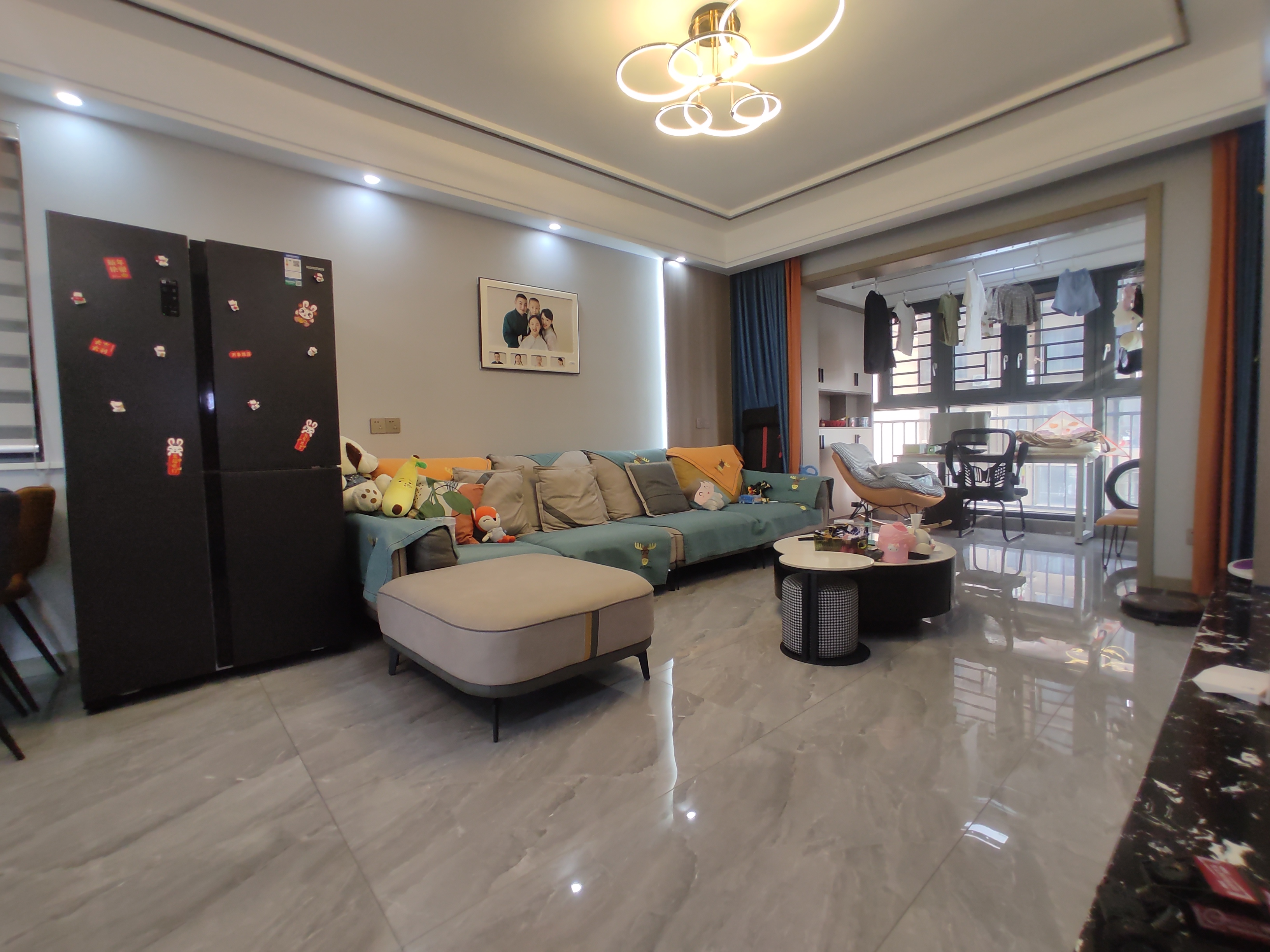 学府名都.全屋品牌装修大三房.南北通透.证件满二.看房方便