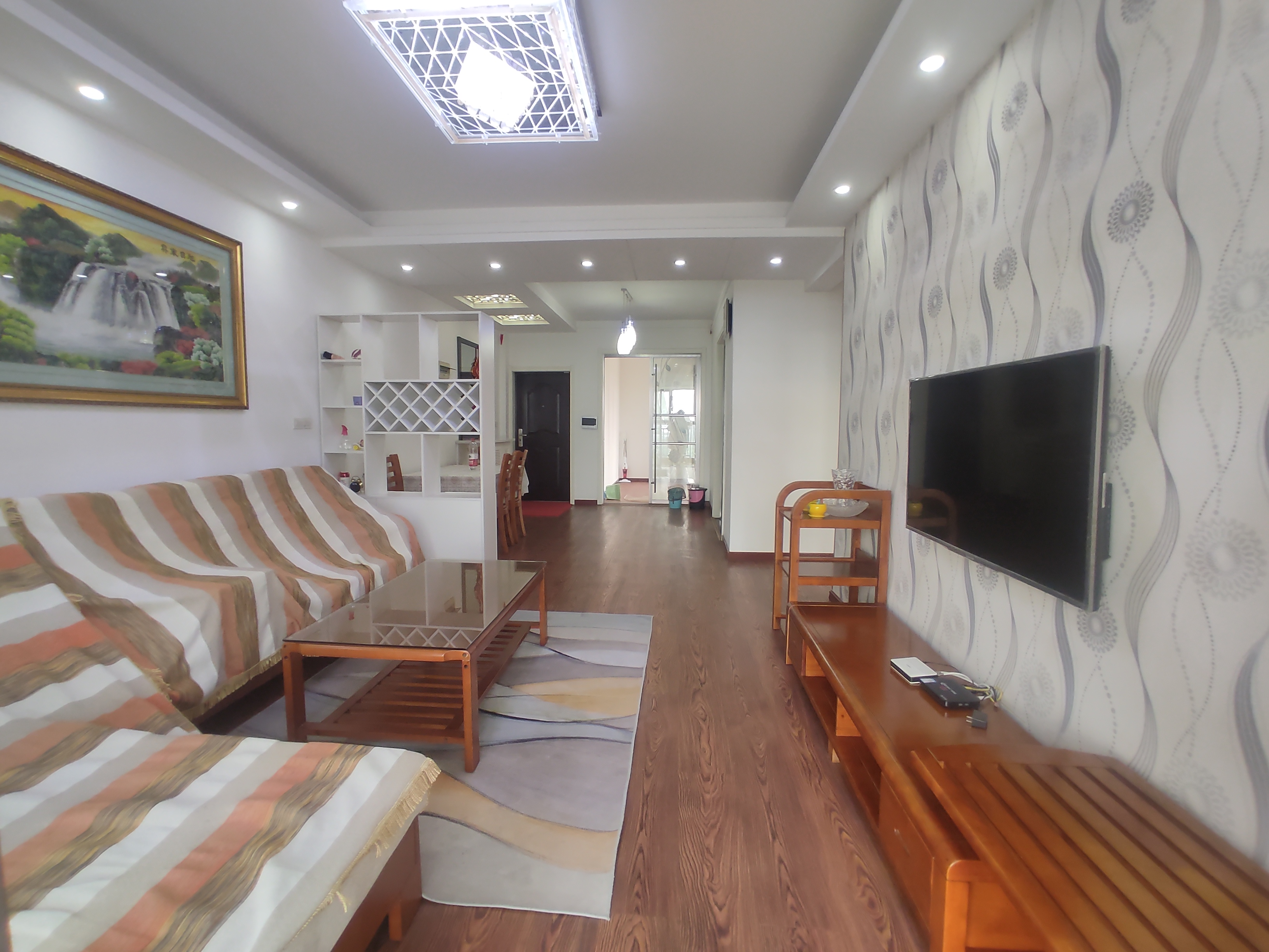 翰林公馆.精装四房.证件满二.中间楼层.钥匙看房