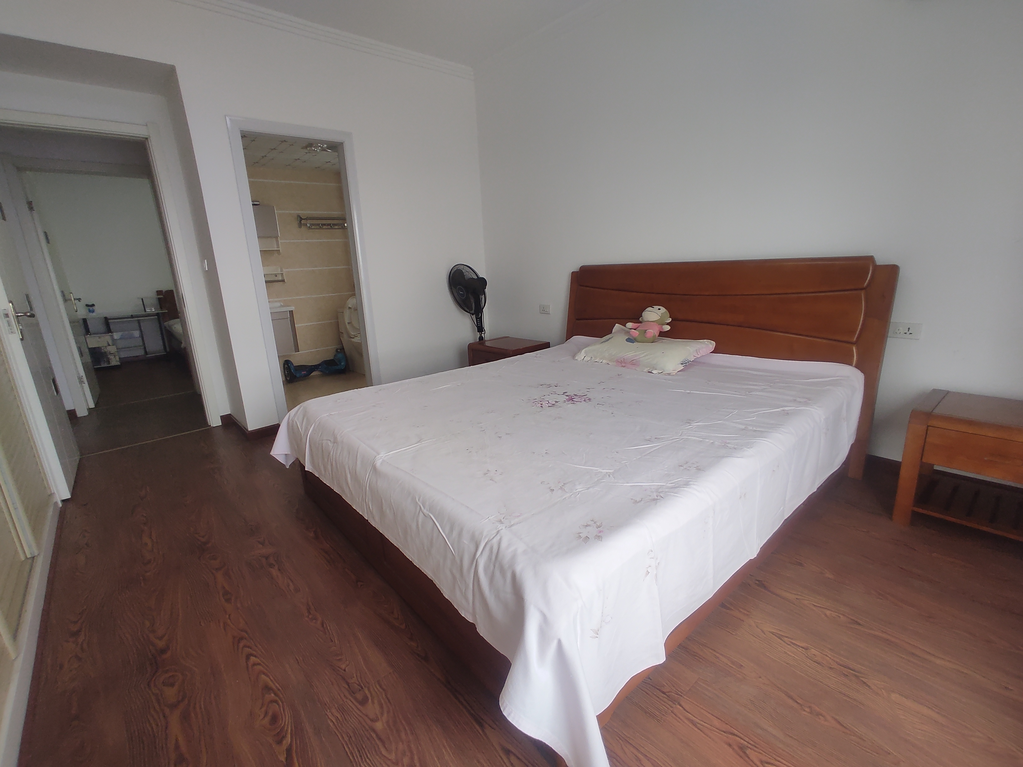 翰林公馆.精装四房.证件满二.中间楼层.钥匙看房