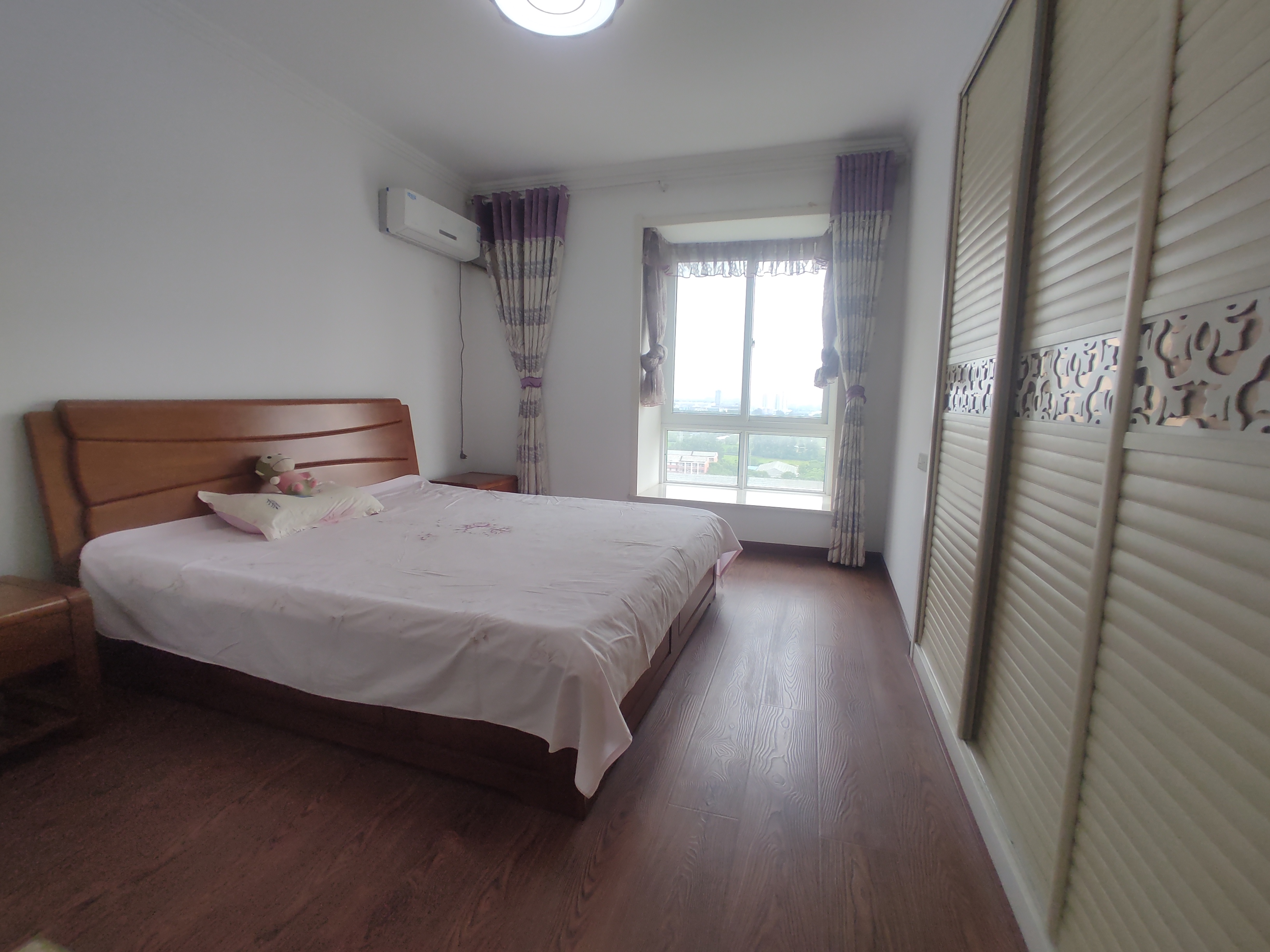 翰林公馆.精装四房.证件满二.中间楼层.钥匙看房