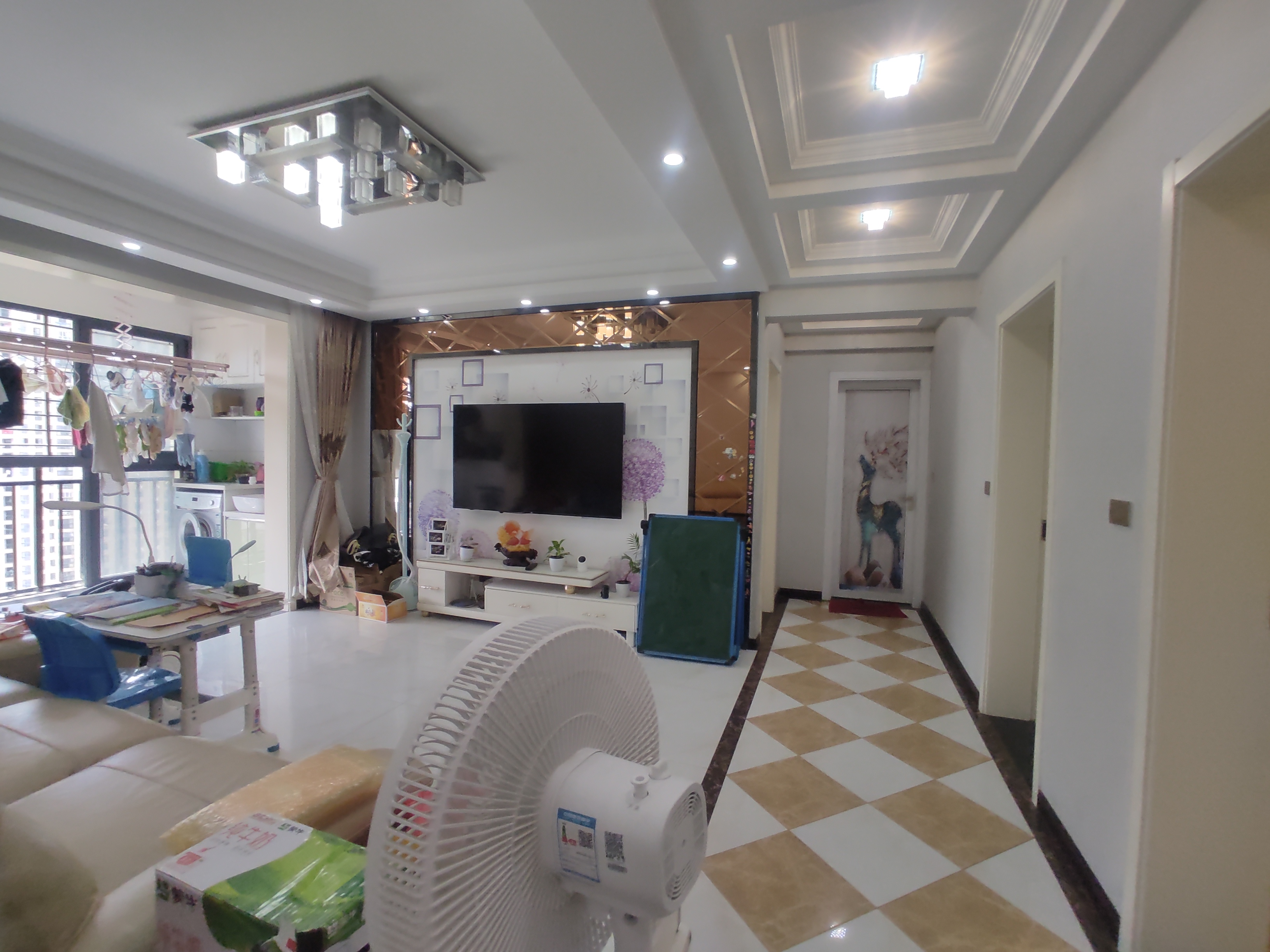 和合国际.精装三房.房子成色新.证件满二.看房方便