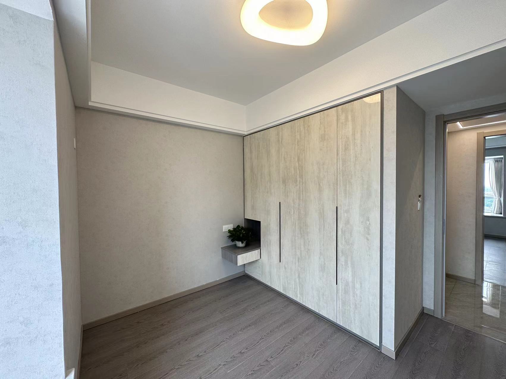 银湖城全新精装三房一天未住楼层好