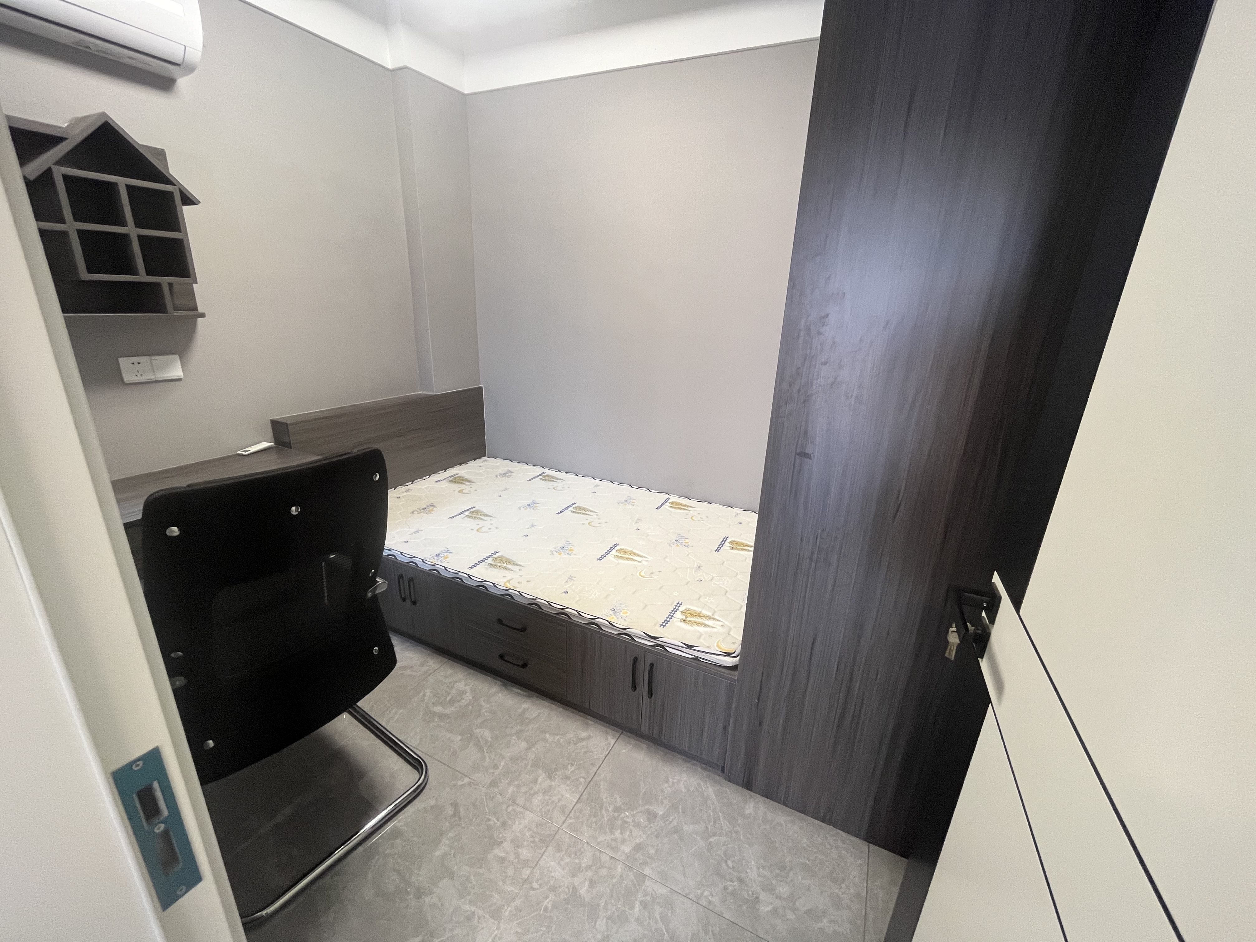 荣怀精装两房可租可卖看房您挑时间就行