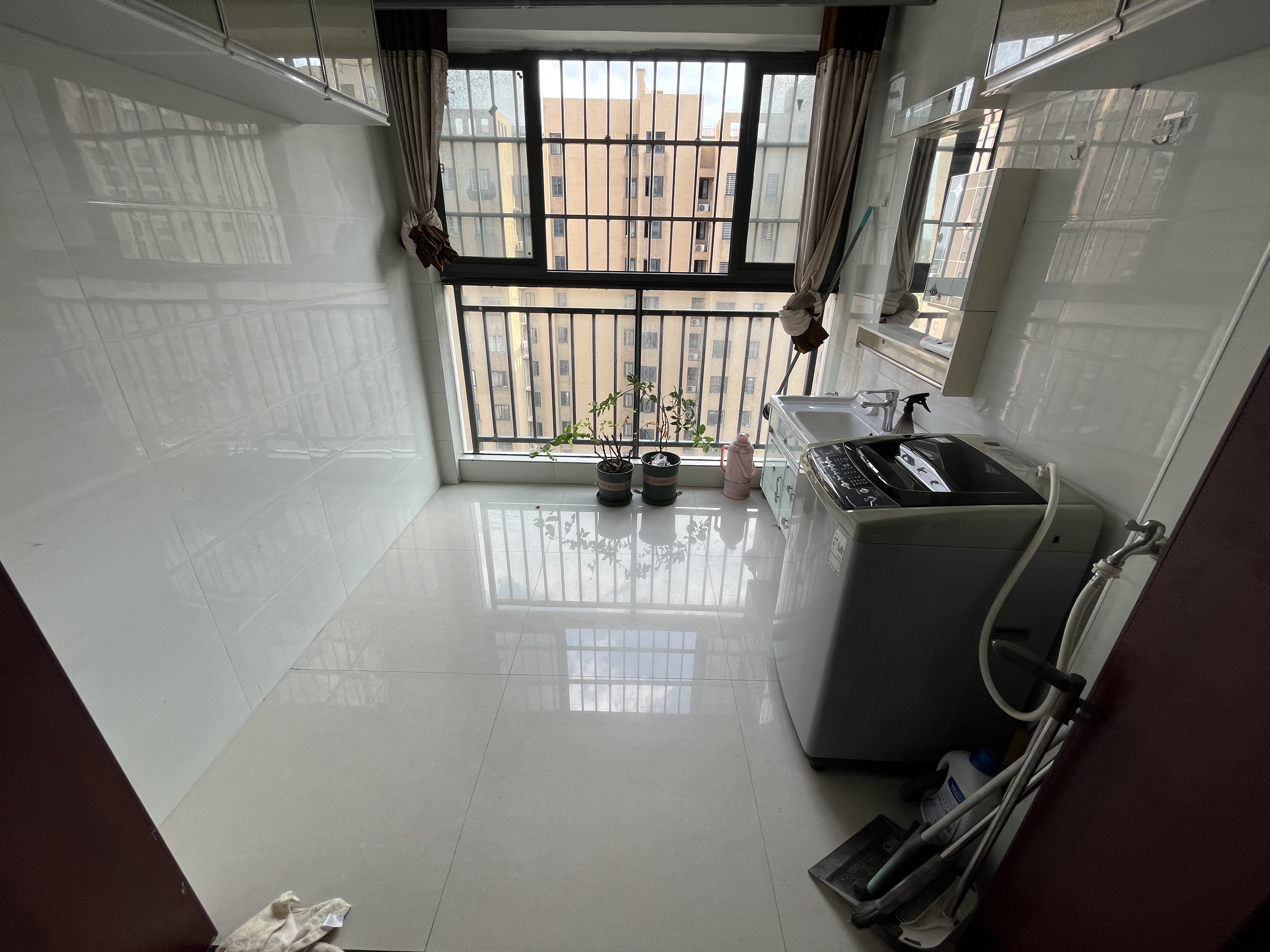 翰林公馆精装三房这个价真滴地毛坯价哒