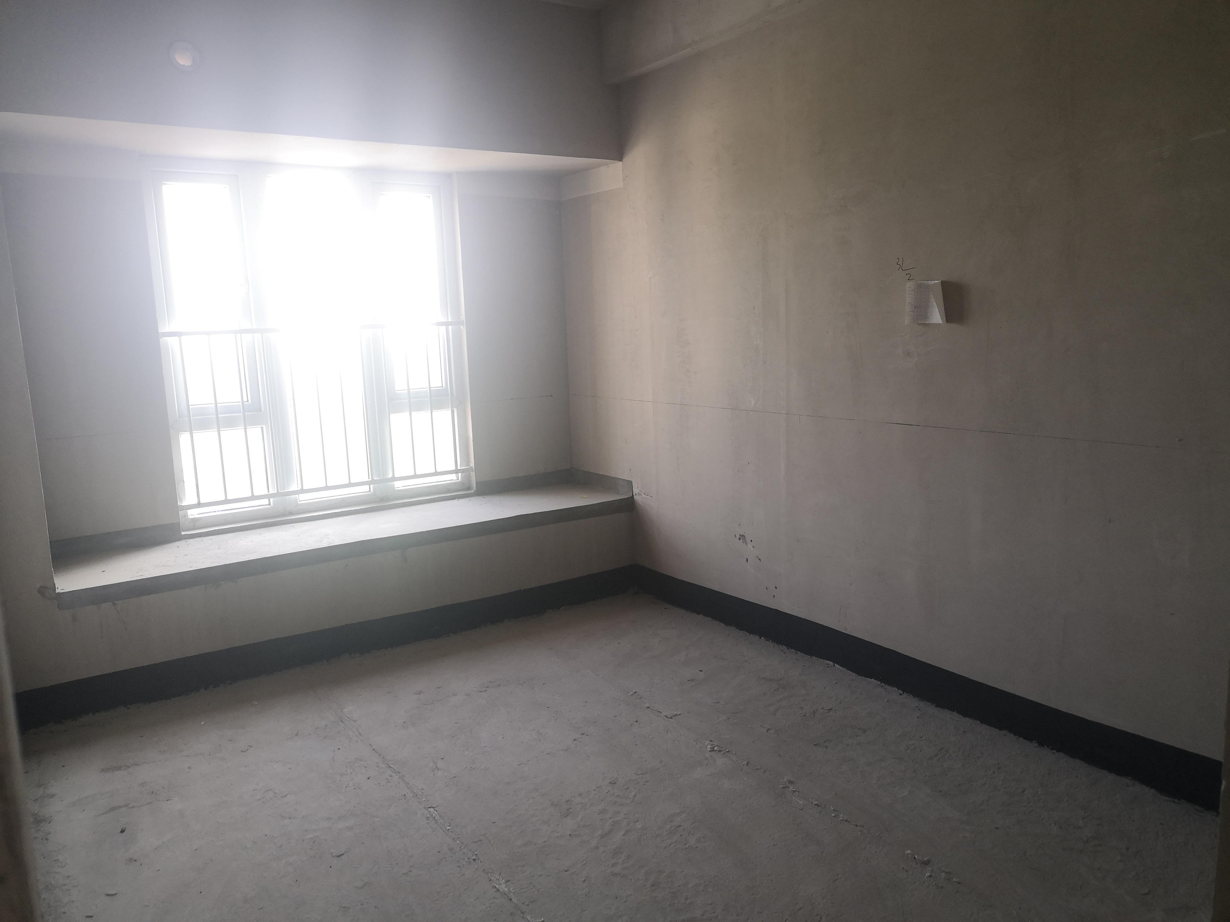 碧桂园142平毛坯大四房凤凰层风景侠几好带车位这驾革冒得话说