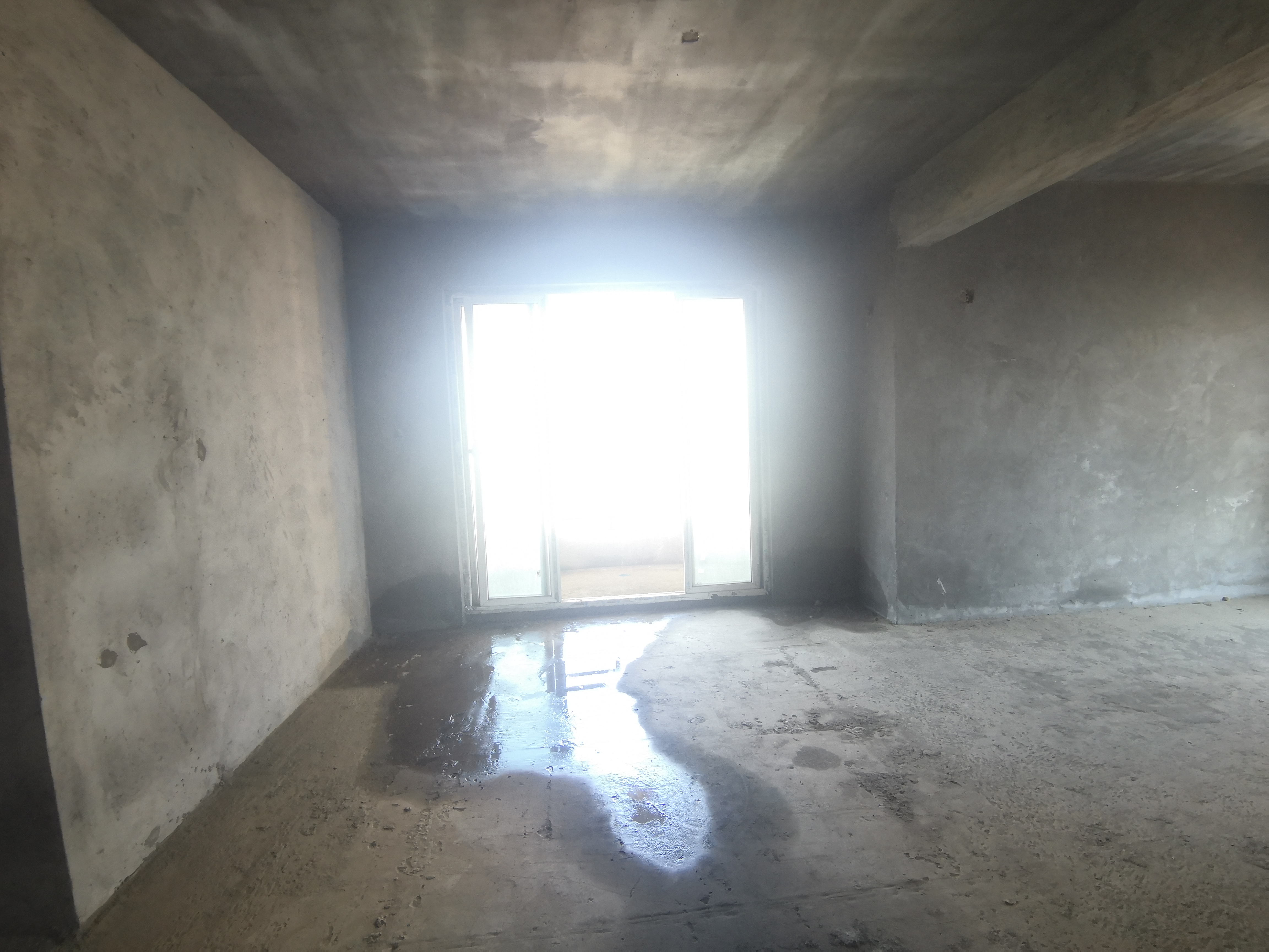 公园世家毛坯大四房双阳台南北通透中高层视野采光好