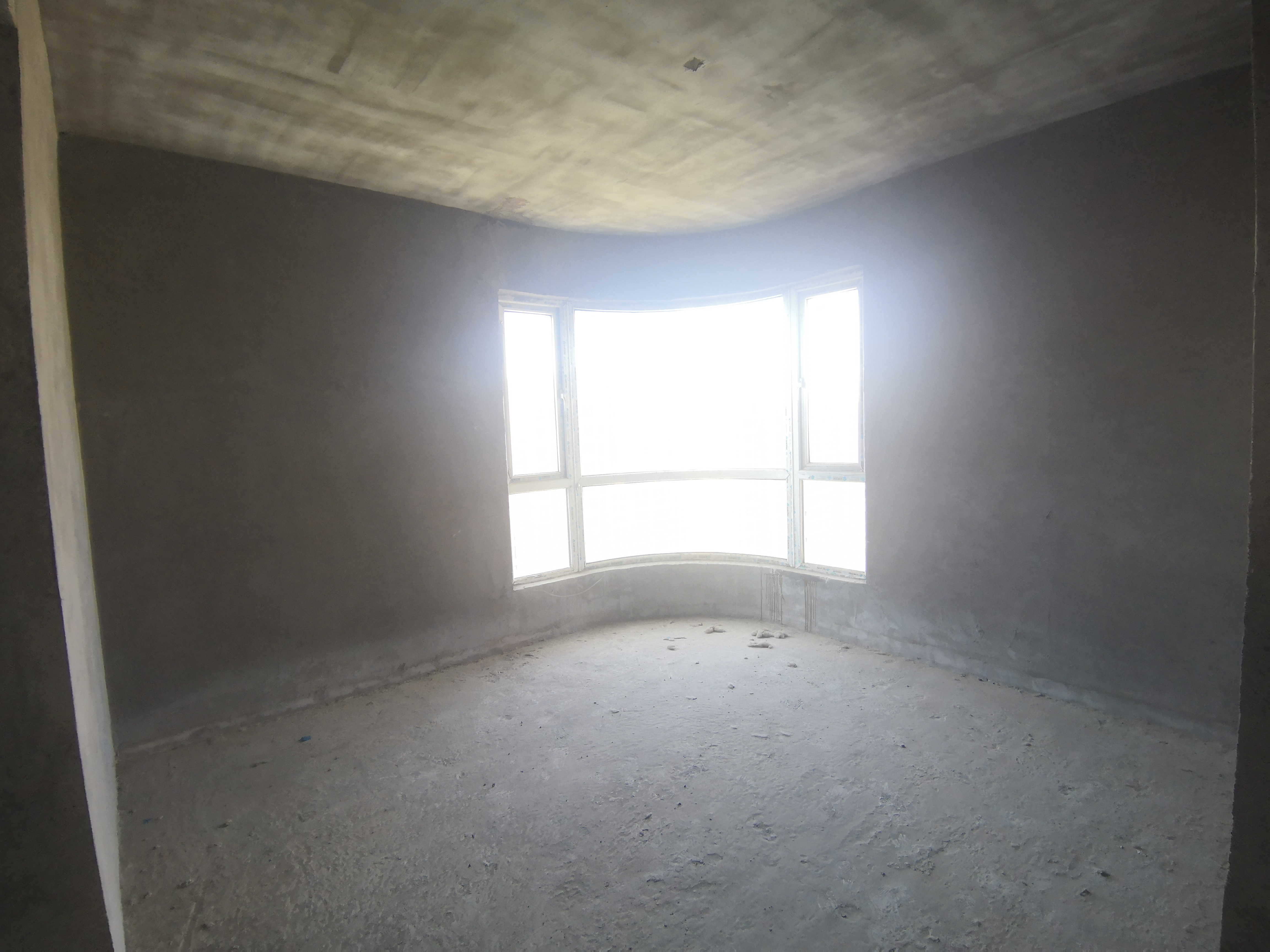 公园世家 毛坯大四房 双阳台 南北通透 中高层 视野采光好