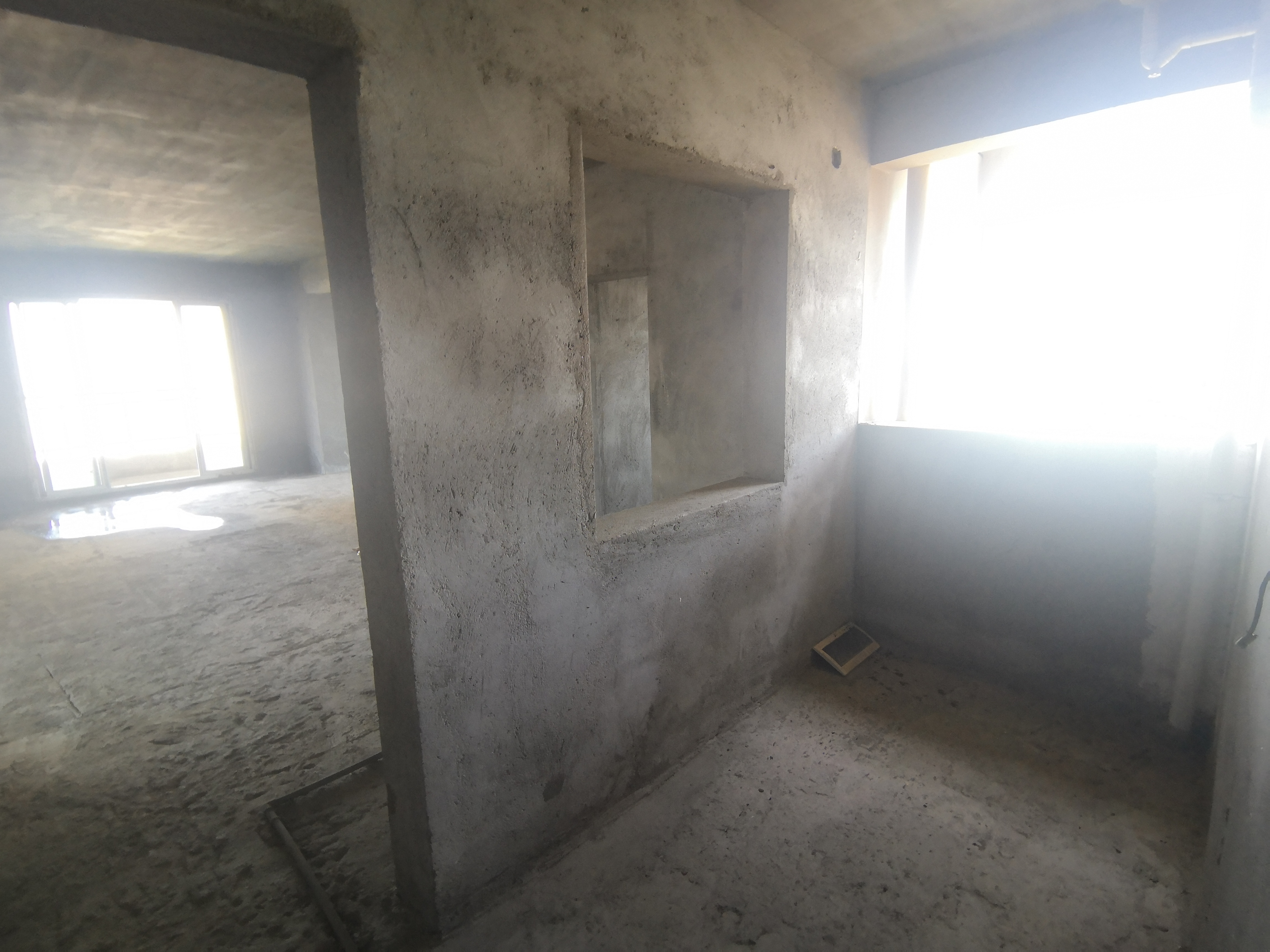 公园世家毛坯大四房双阳台南北通透中高层视野采光好