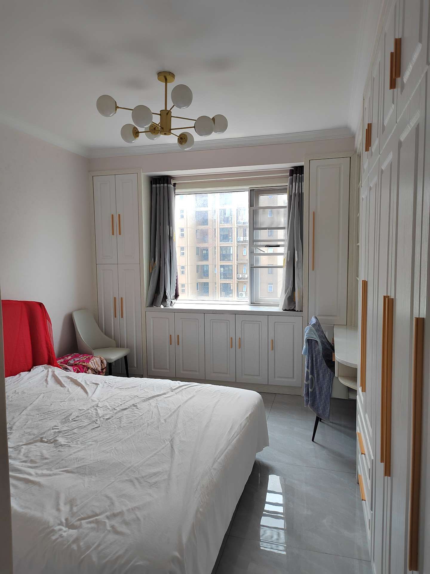 锦绣江山精装三房中高好楼层满二9.9成新