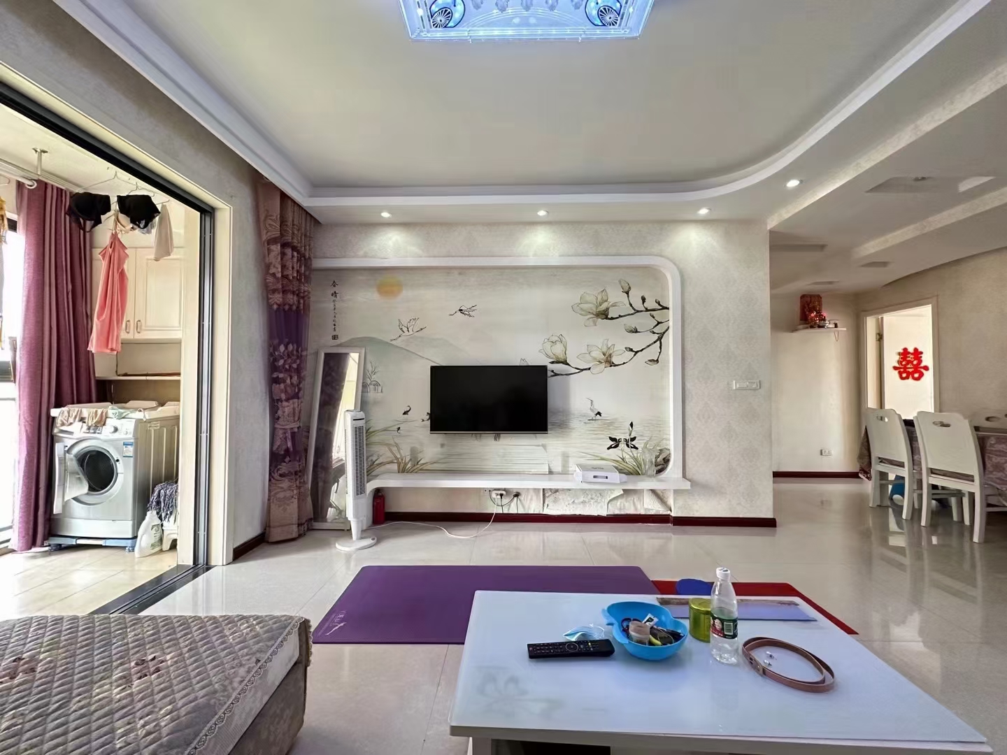 东城国际.精装三房两卫.出行方便.证件满二