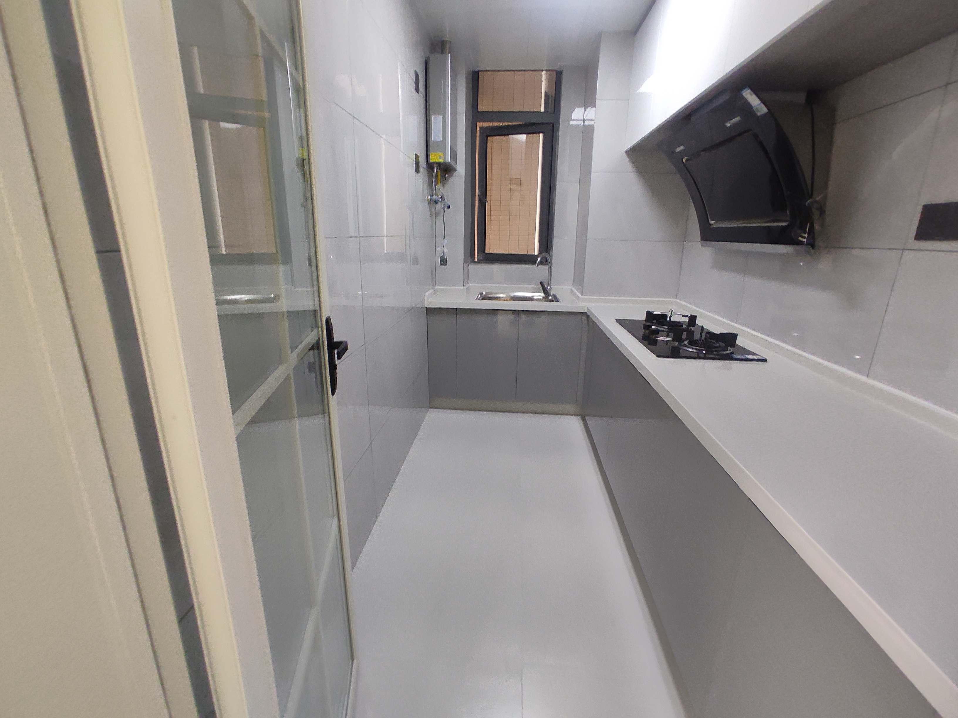 紫润尚城.全新装修三房.证件满二.看房方便