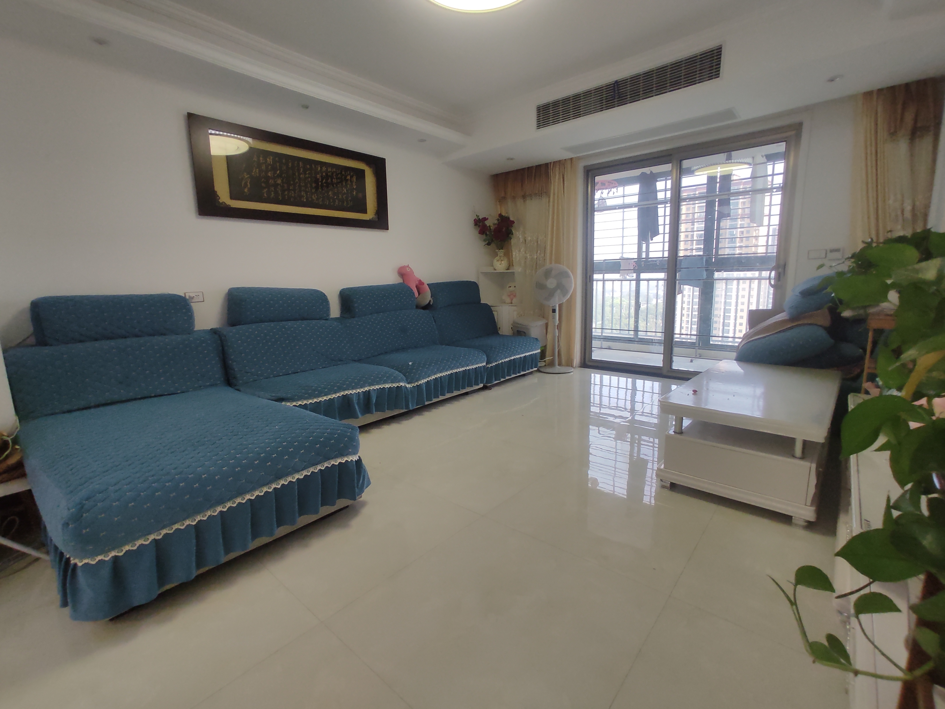 新城一号.精装四房.纯边户采光好.证件在手满二.看房方便