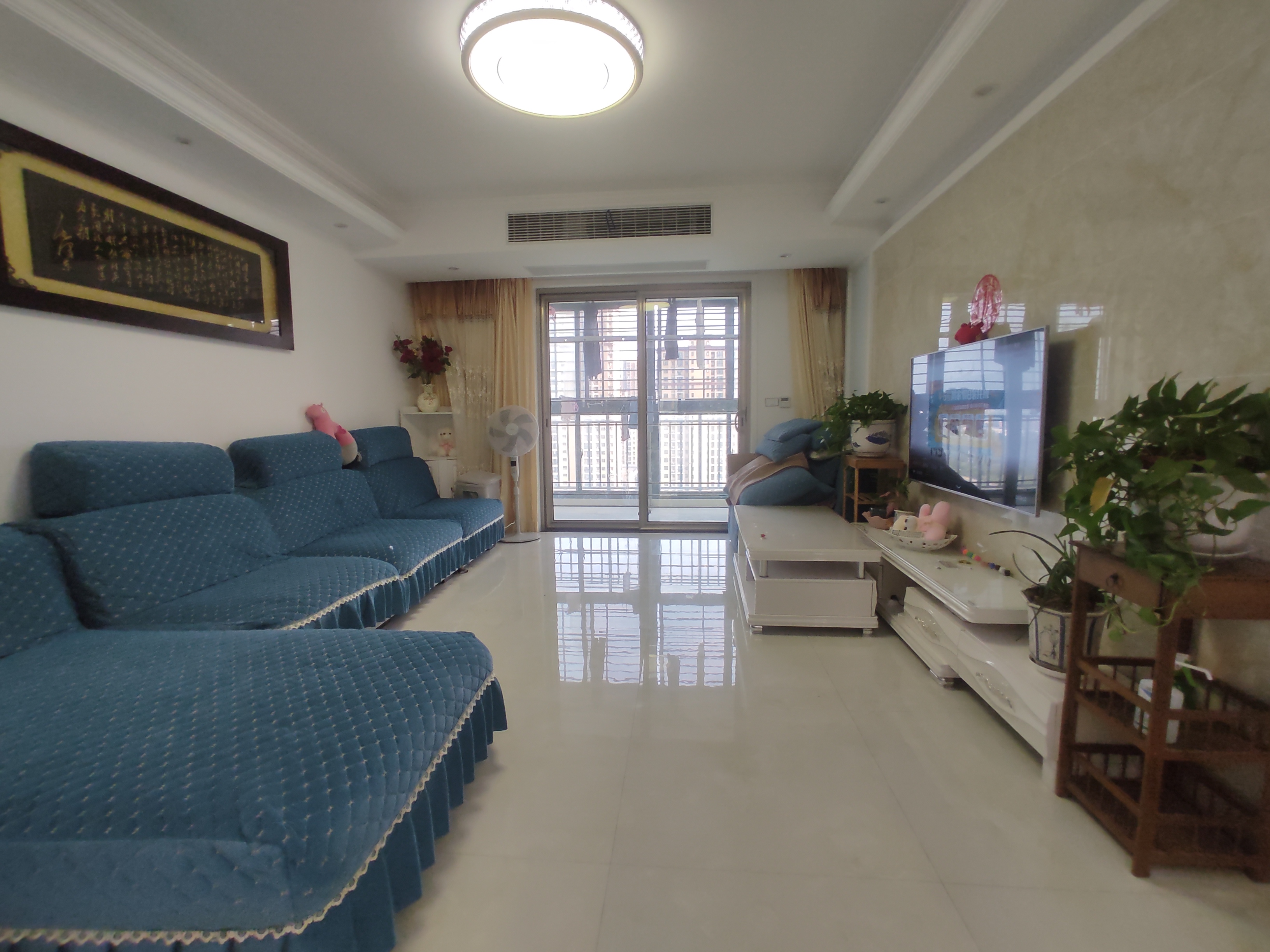 新城一号.精装四房.纯边户采光好.证件在手满二.看房方便