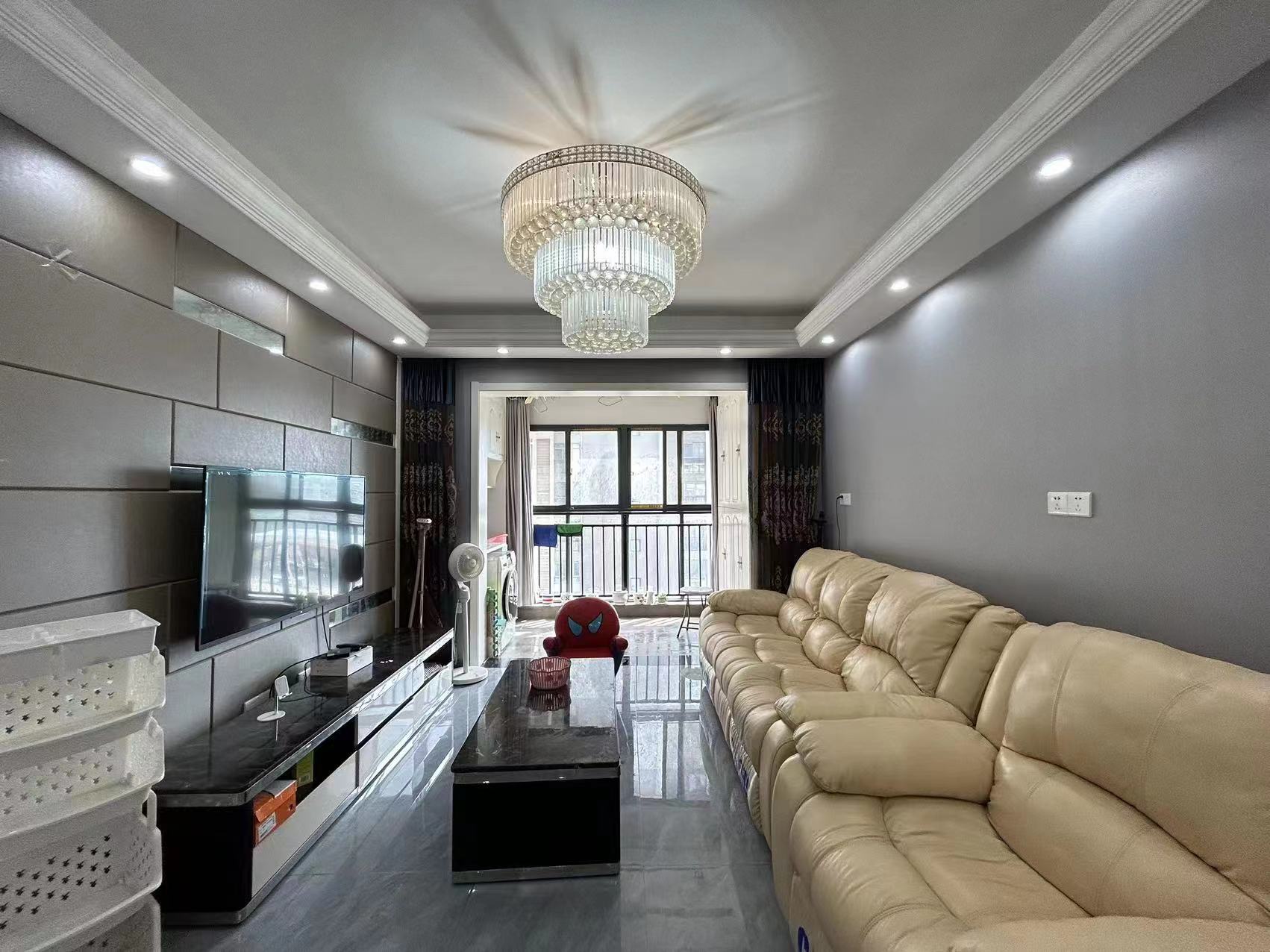 和合一期 精装二房 领包入住 全屋地暖 证满2