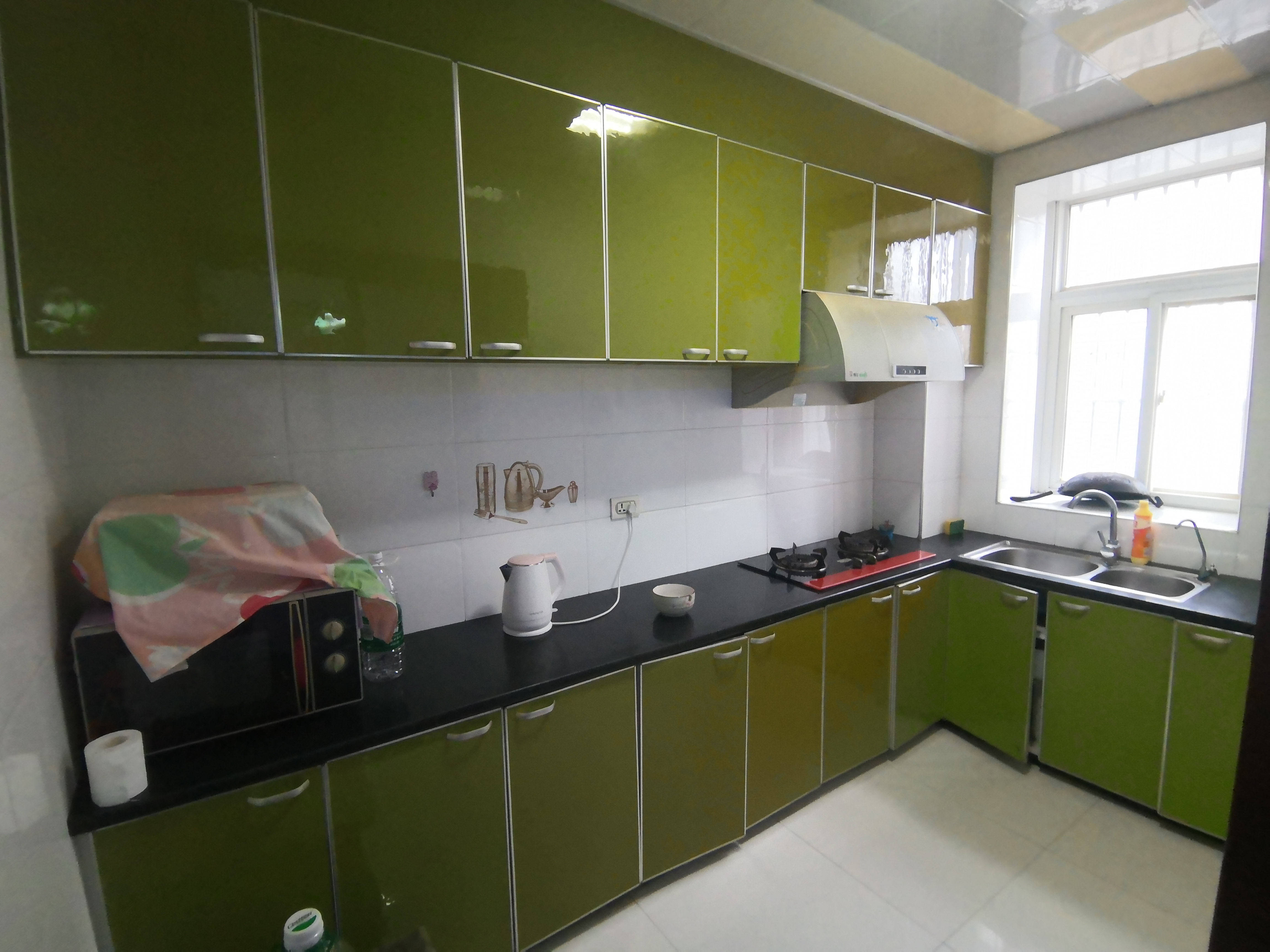 富华影苑环球旁边精装三房住倒方便地段不消说的