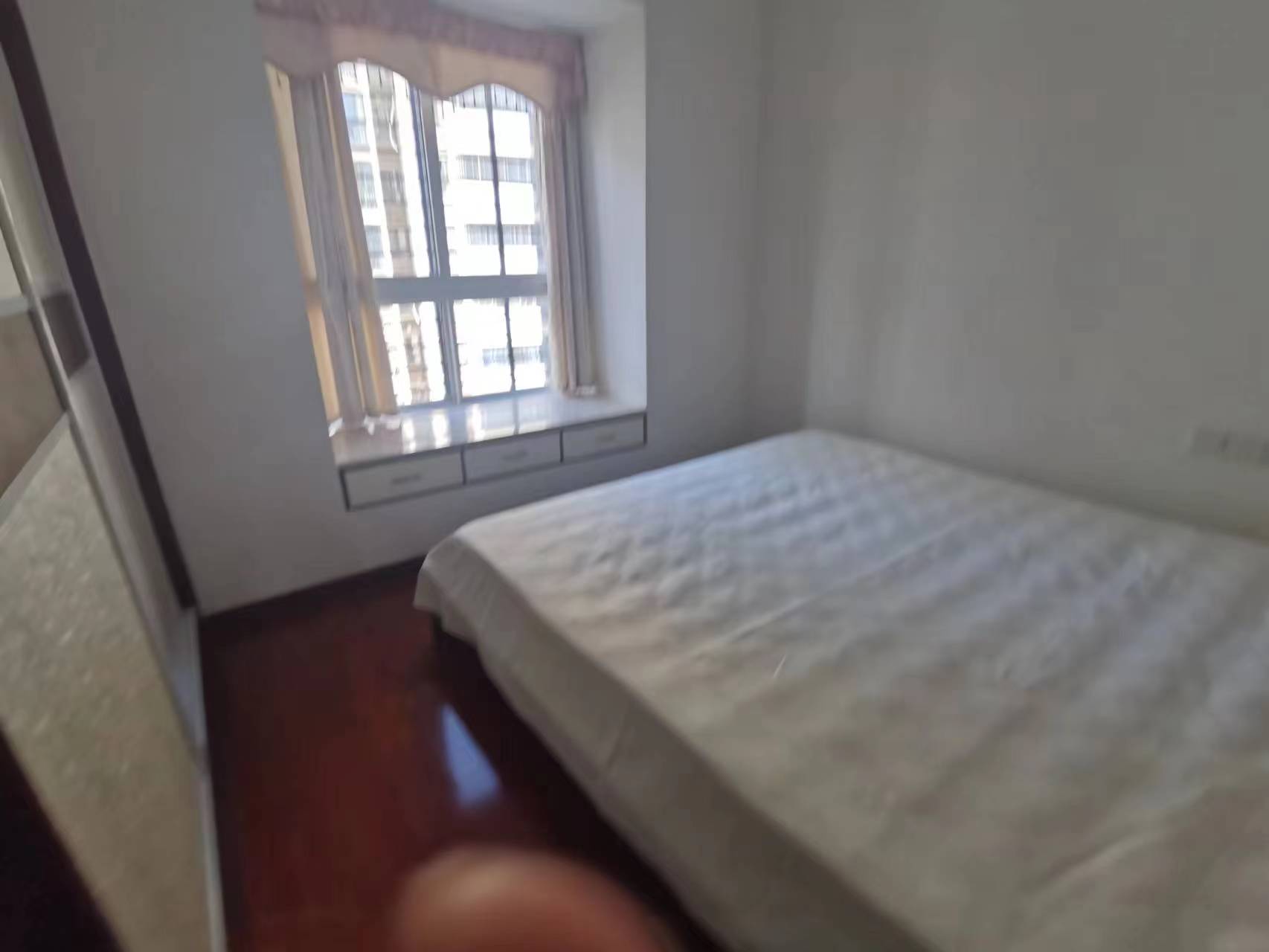 水云间精装大三房楼层好采光好安静